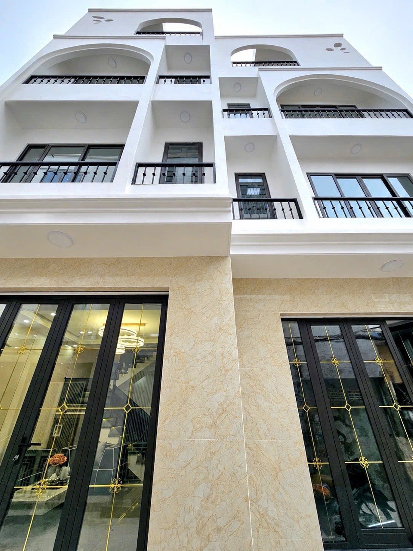 Nhà 4 Tầng Hà Nội Gần Chợ Con, Phù Hợp Kinh Doanh Và Ở, Diện Tích Rộng
