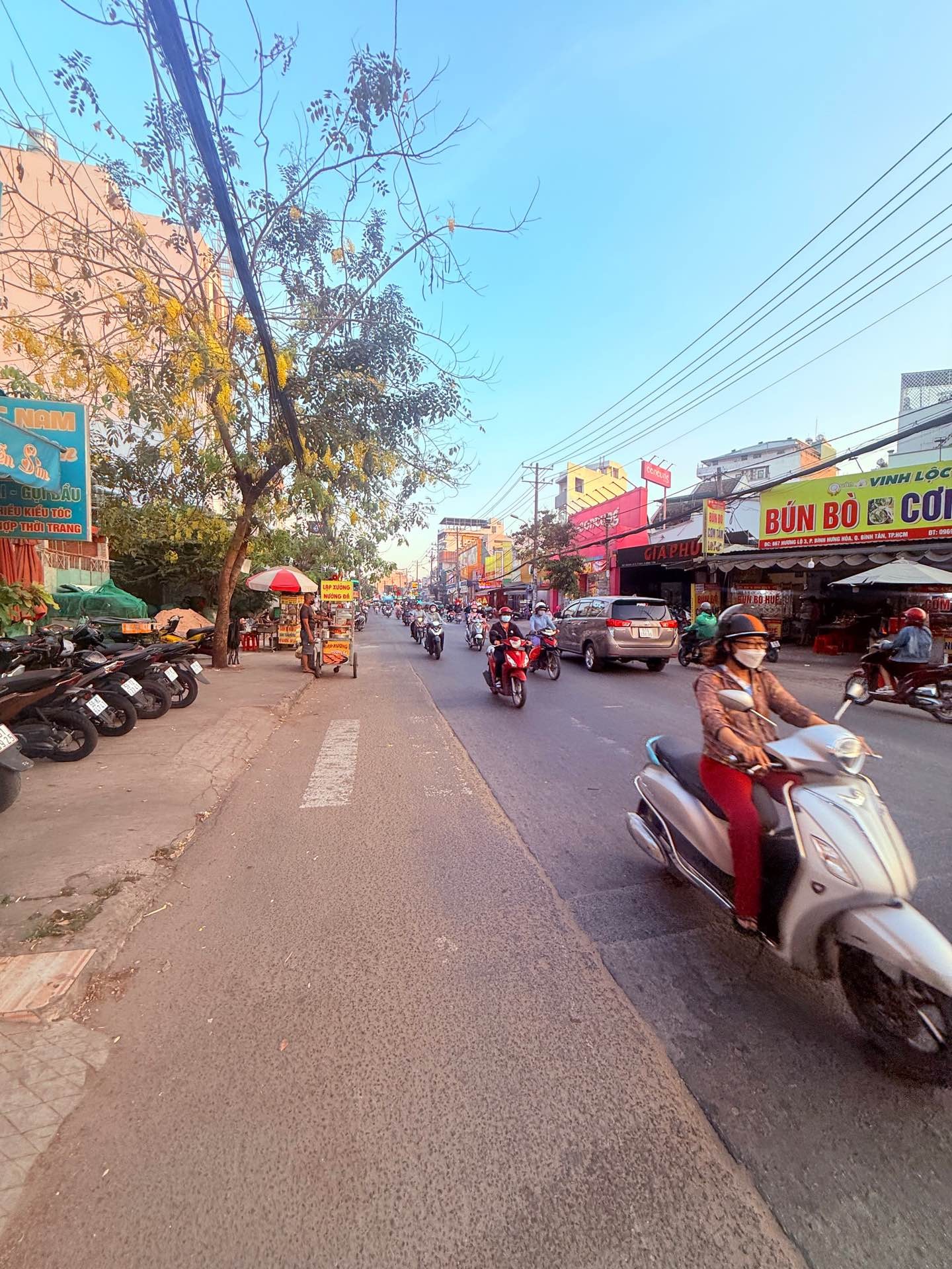 Bán nhà mặt phố Gần Aeon mall, Tham Lương,, 4 tầng, 5x20m