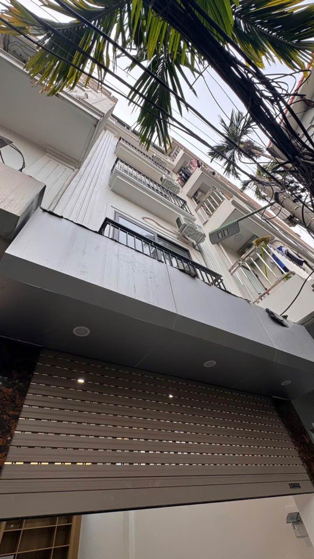 NHÀ KỂ VẼ THANG MÁY ÊM ÁI