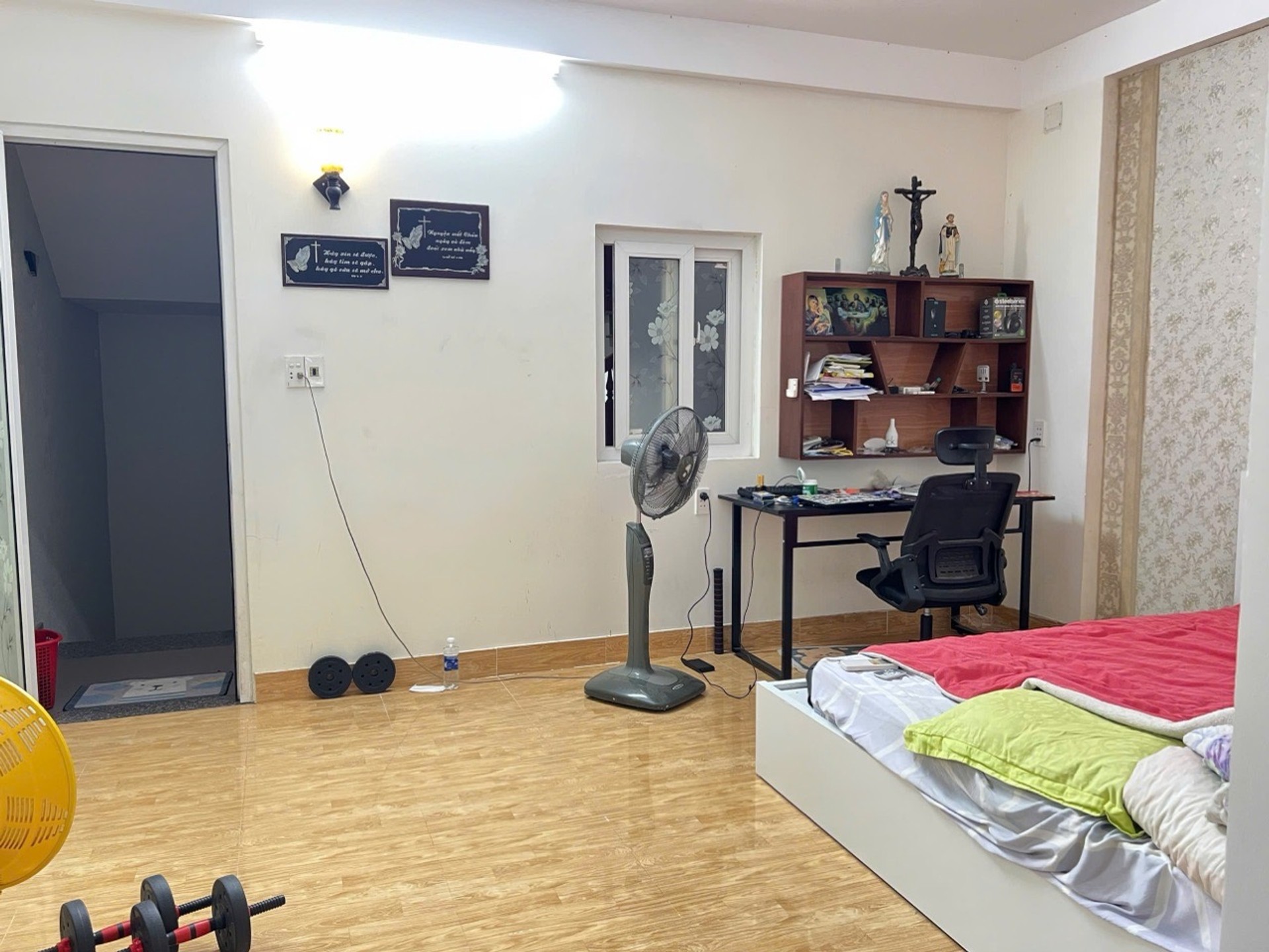 Nhà mặt phố Bàu Năng 3 tầng - giá siêu hấp dẫn