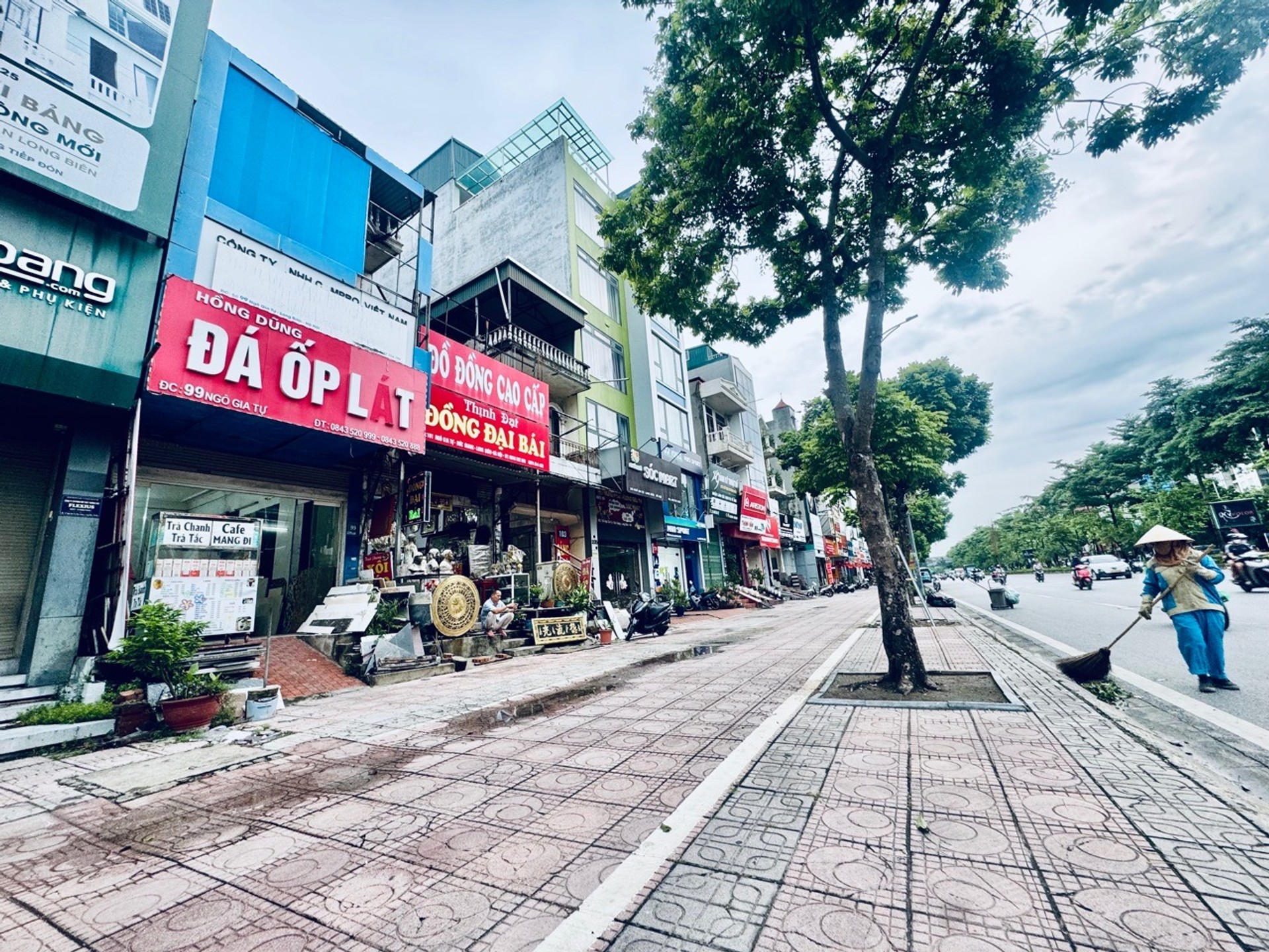 Nhà mặt phố hai mặt thoáng tại Ngô Gia Tự - Kinh doanh đỉnh cao