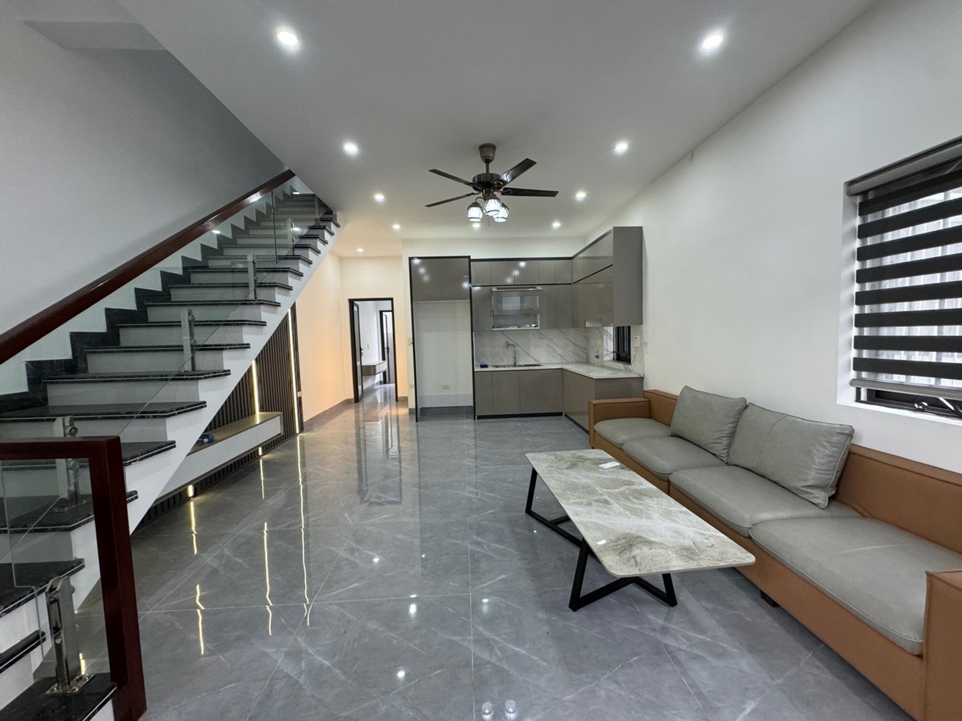 Nhà xinh Nam Sơn, không gian rộng rãi, sống thoải mái