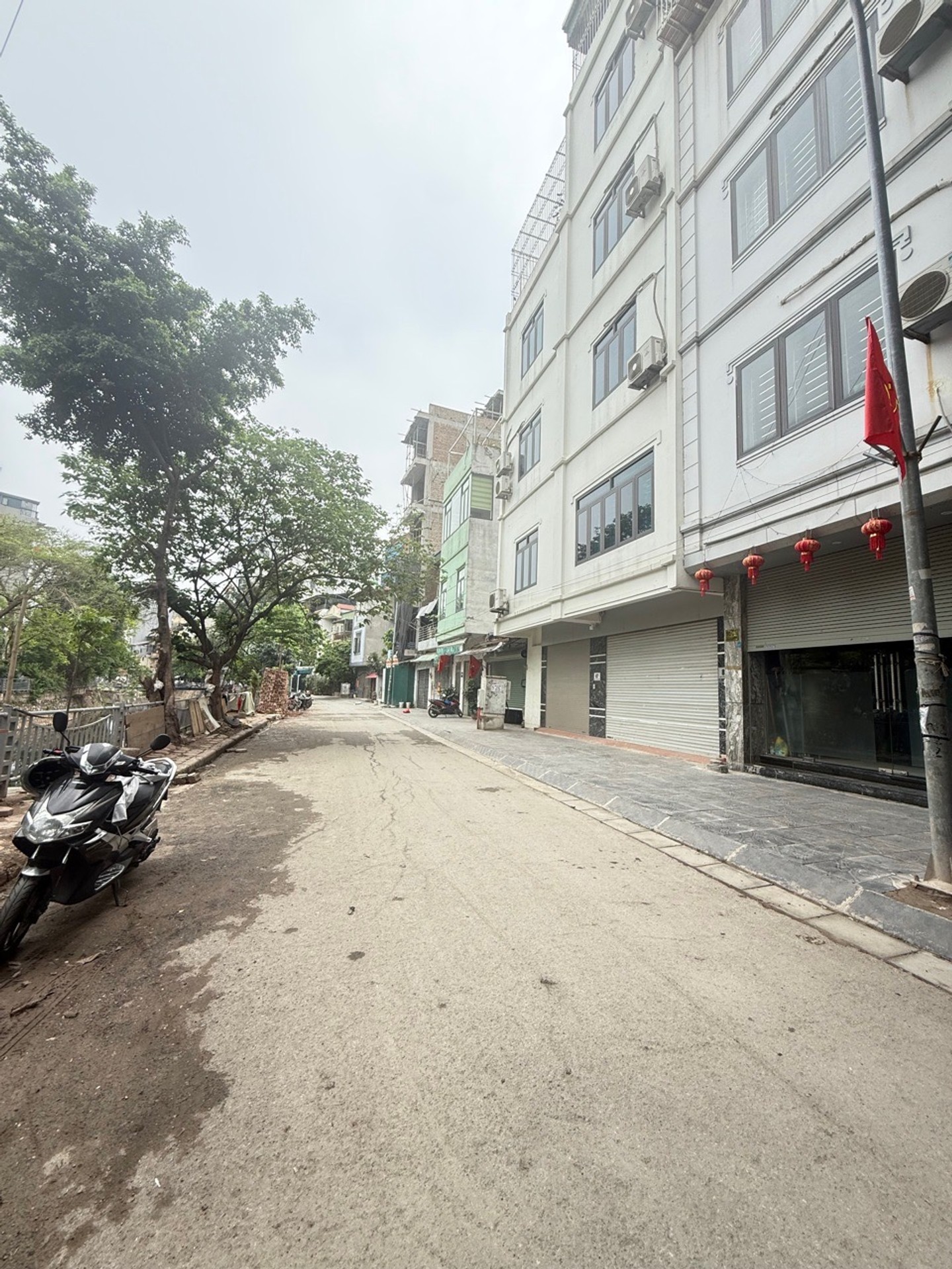 Bán nhà mặt phố lô góc hai mặt thoáng, ô tô vào nhà tại Thanh Xuân