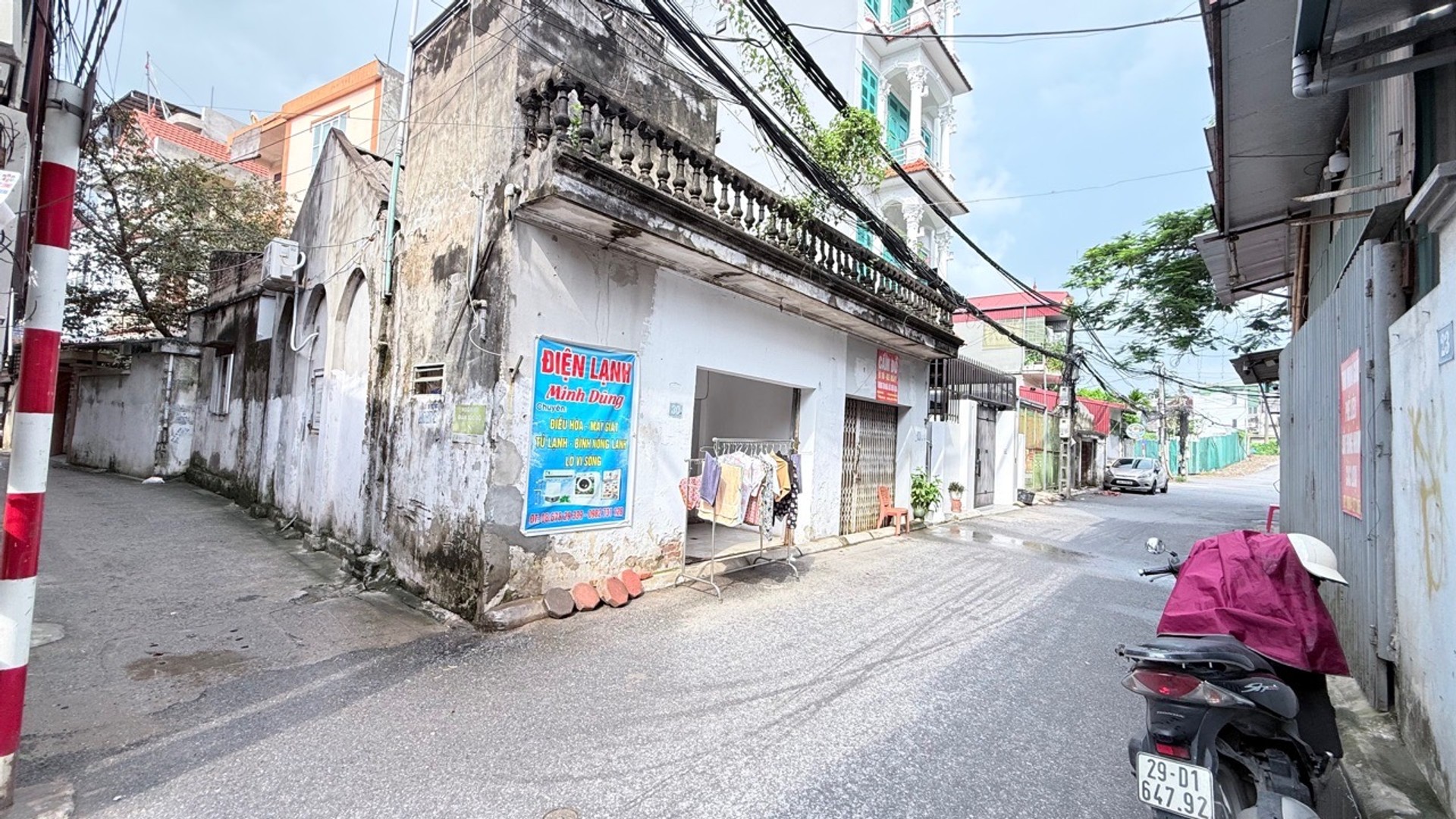 Nhà riêng sang trọng vị trí trung tâm Việt Hưng