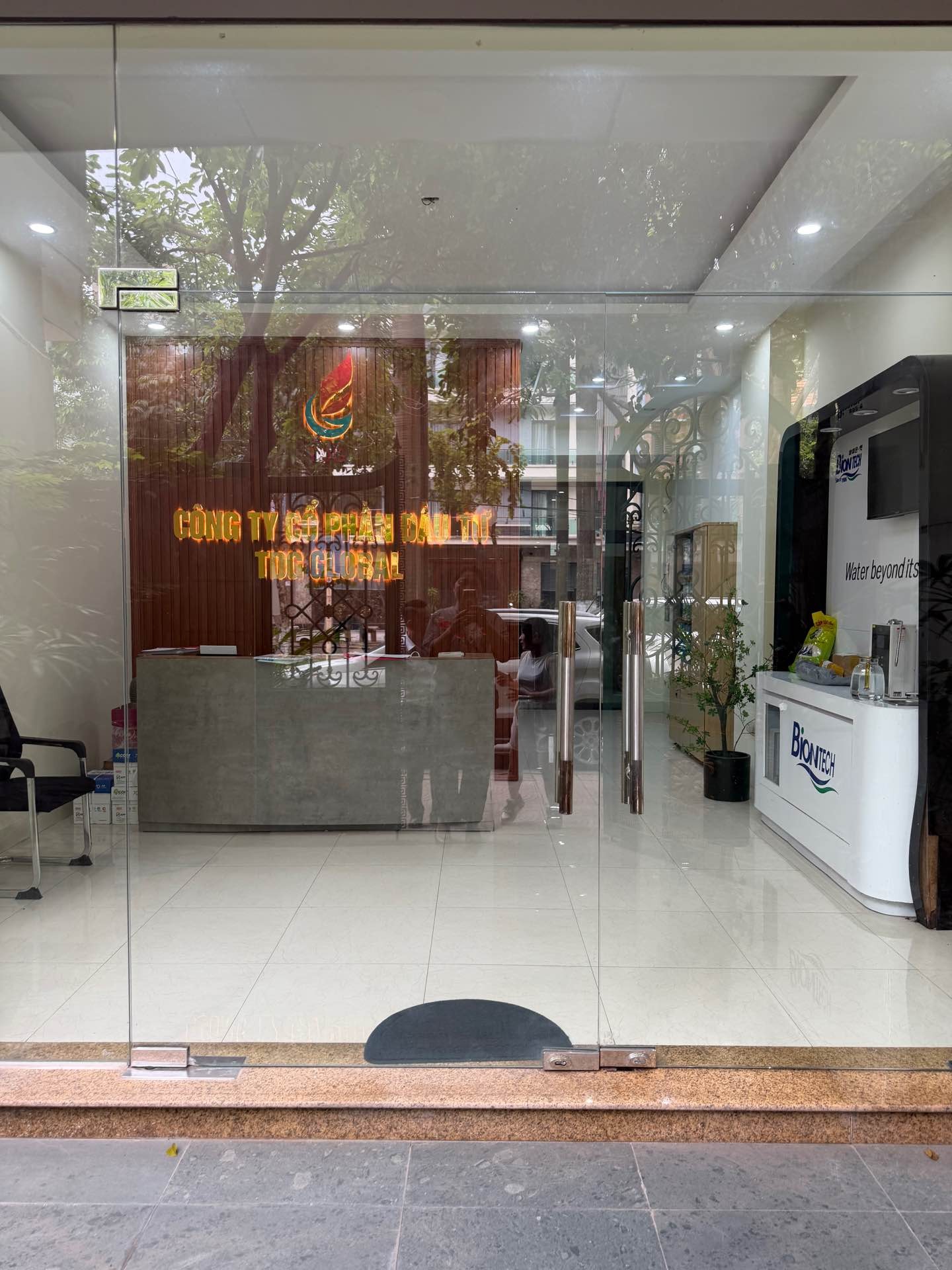 Bán nhà mặt phố sẵn dòng tiền