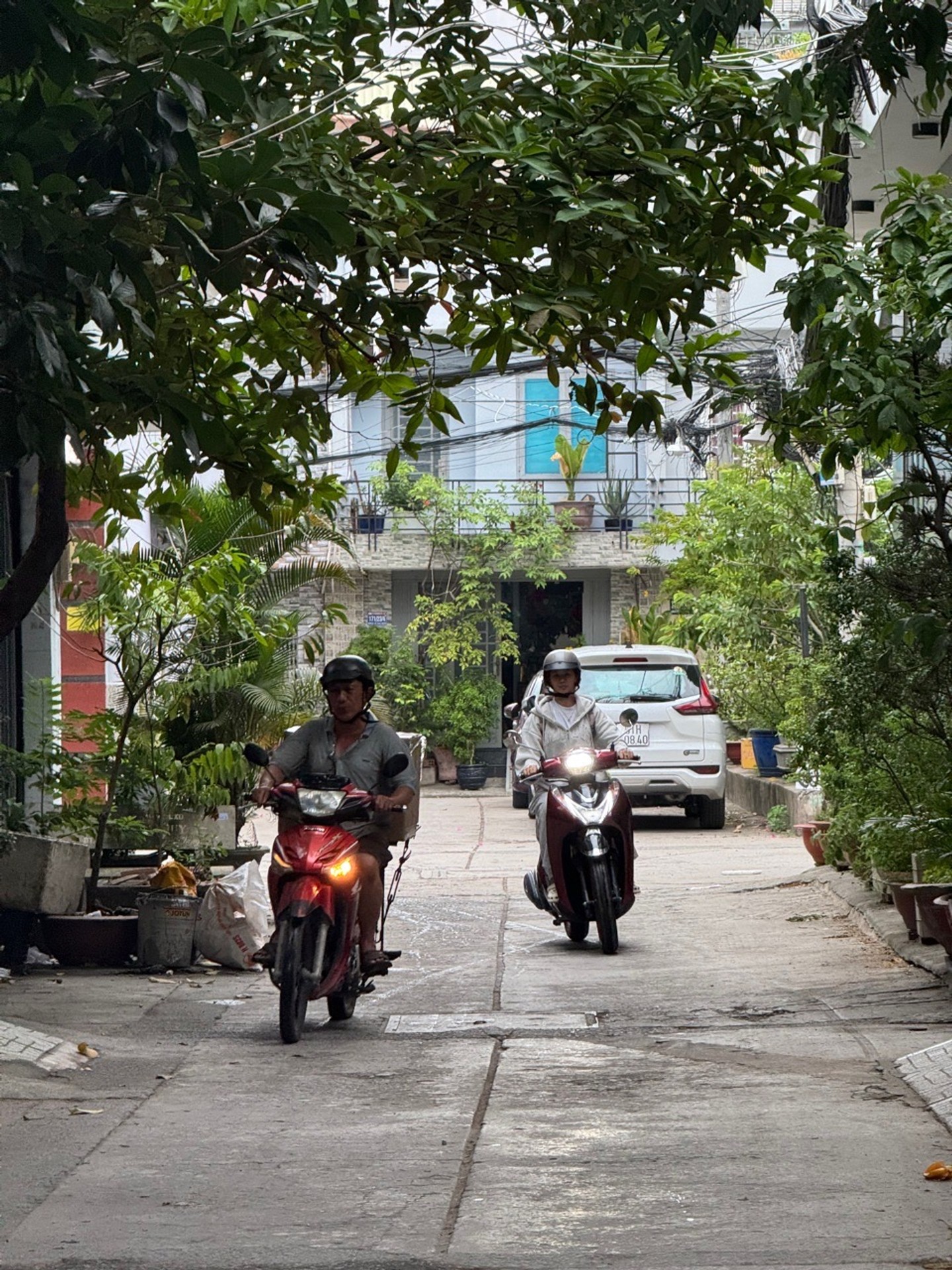 Nhà 3 tầng hẻm xe tải Nguyễn Quý Yêm giá 4,6 tỷ, Bình Tân