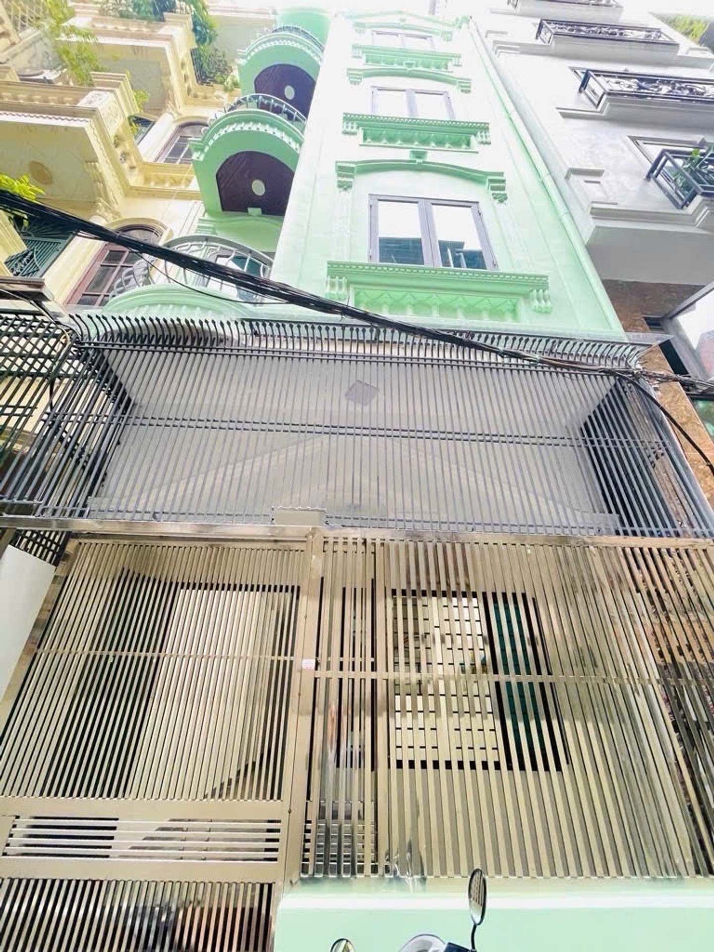 Nhà Phân Lô Quân Đội - Ô tô Tránh, 2 Thoáng Sát Phố