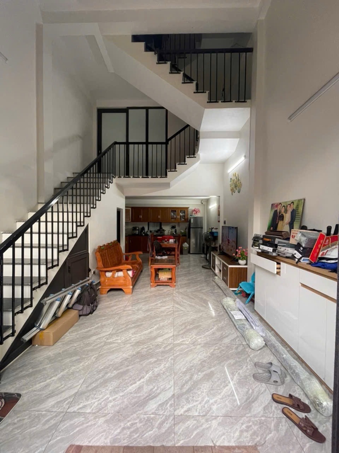 Bán nhà riêng 3 tầng 41,2m² tại Khả Lễ, gần mặt phố, oto đỗ ngày đêm