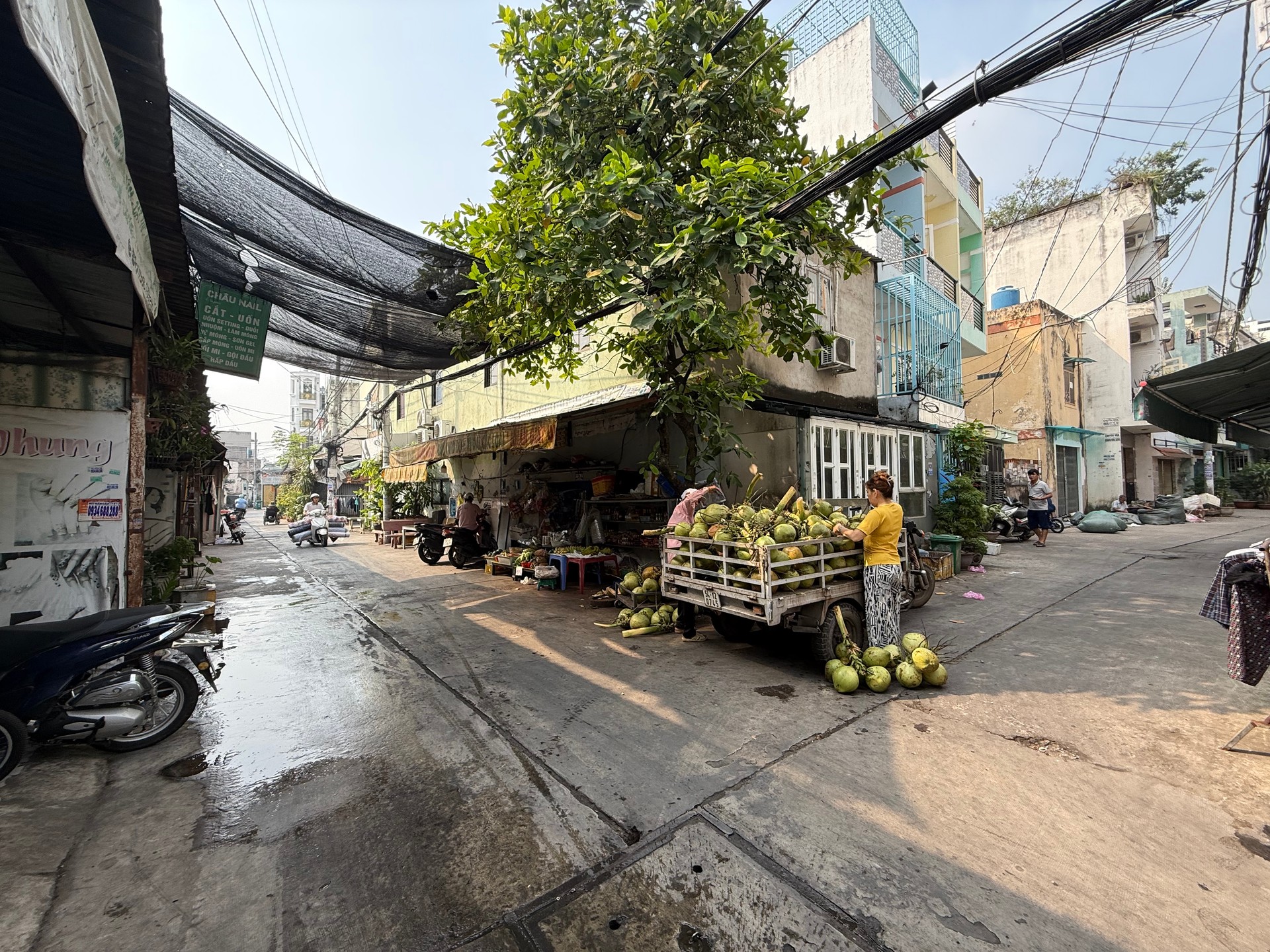 Bán nhà riêng 2 tầng, 78m2, hẻm xe hơi Bình Trị Đông, hướng Đông, pháp lý đầy đủ