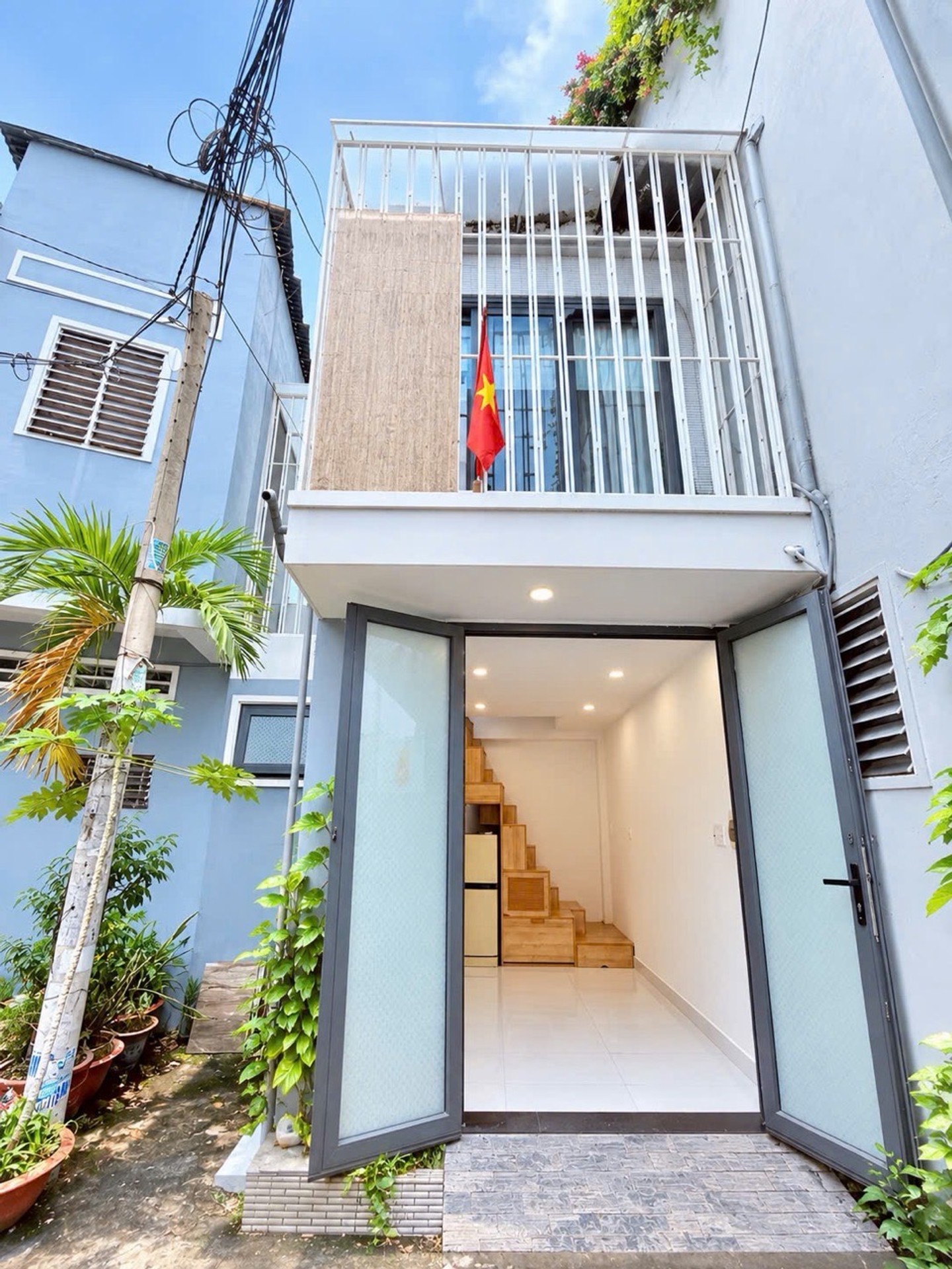 Bán nhà 2 tầng hẻm Lê Quang Định, diện tích 15m2 giá 2,68 tỷ