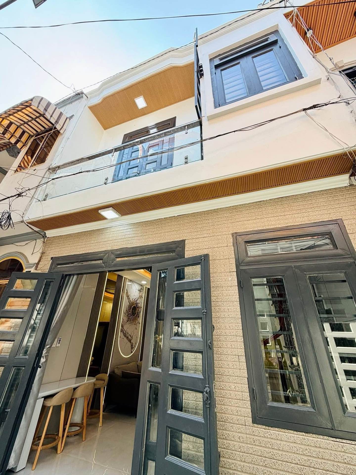 Nhà 2 tầng mới, 2 phòng ngủ, hẻm sạch tại phường Thông Tây Hội, Gò Vấp
