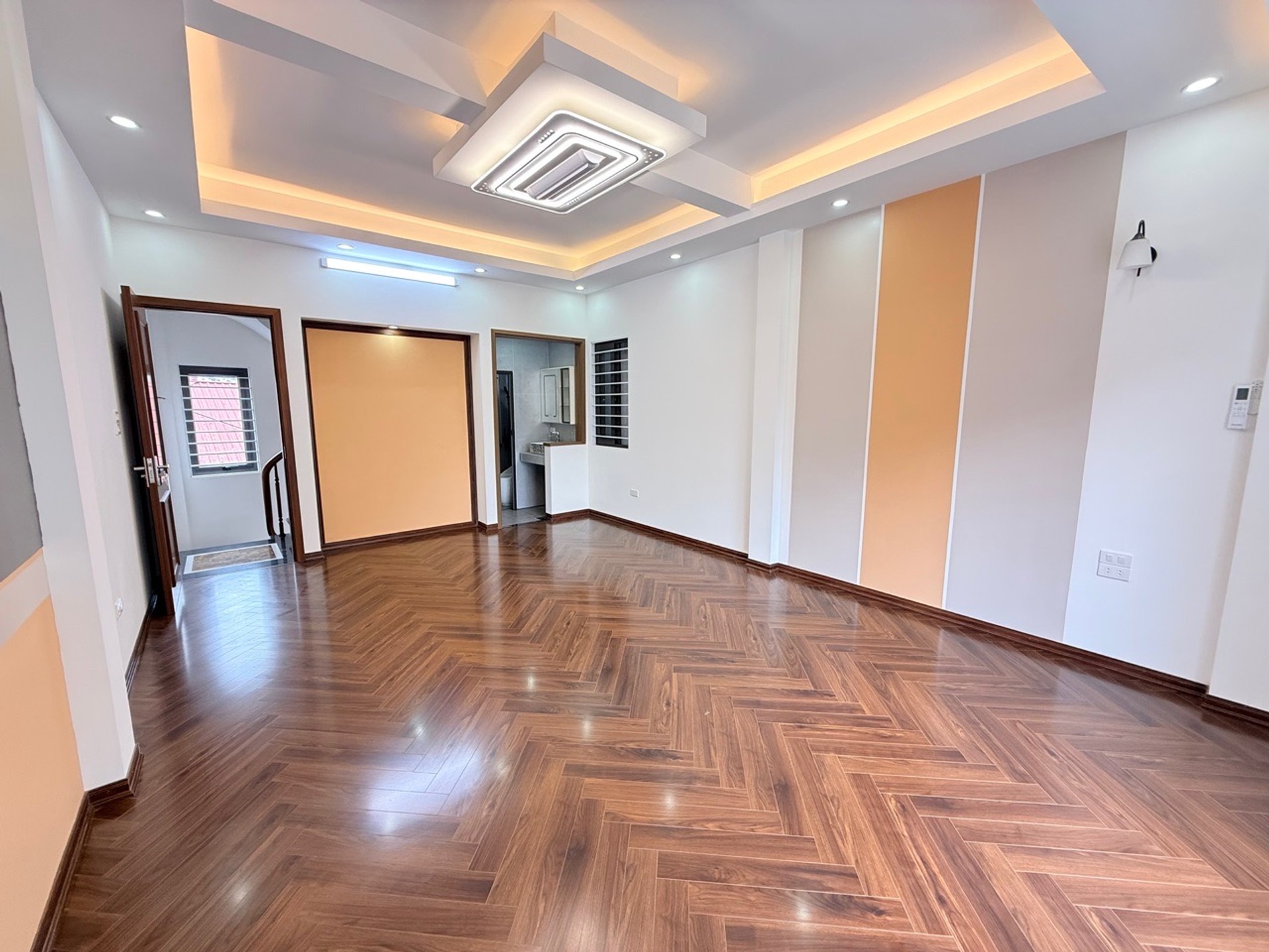 NHÀ MỚI 3 THOÁNG, 6 NGỦ, 36M2, GẦN ĐH CÔNG NGHIỆP HÀ NỘI B