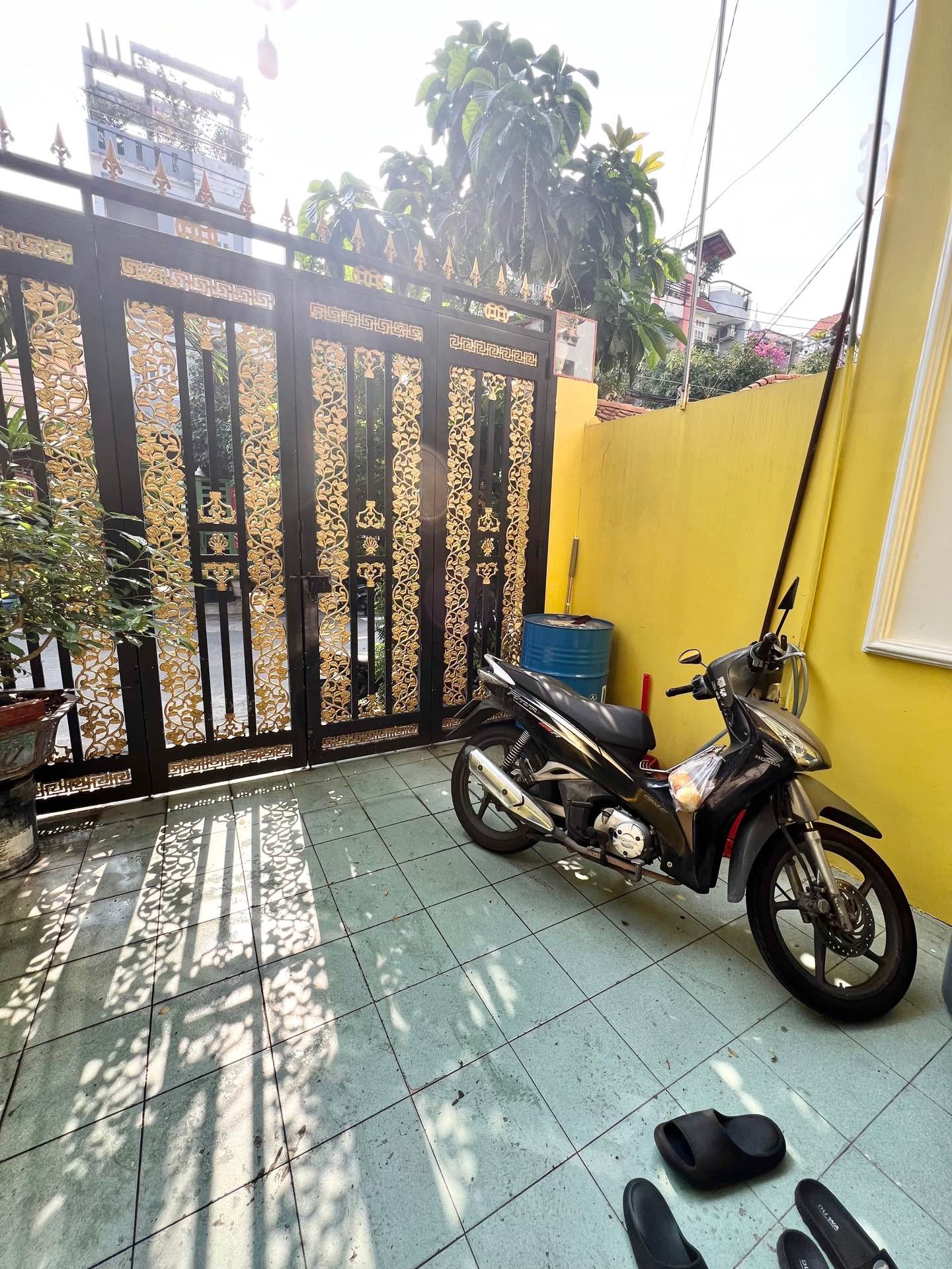 Bán nhà mặt phố 2 tầng tại phường Tân Thành, diện tích 64m2, giá 16 tỷ đồng