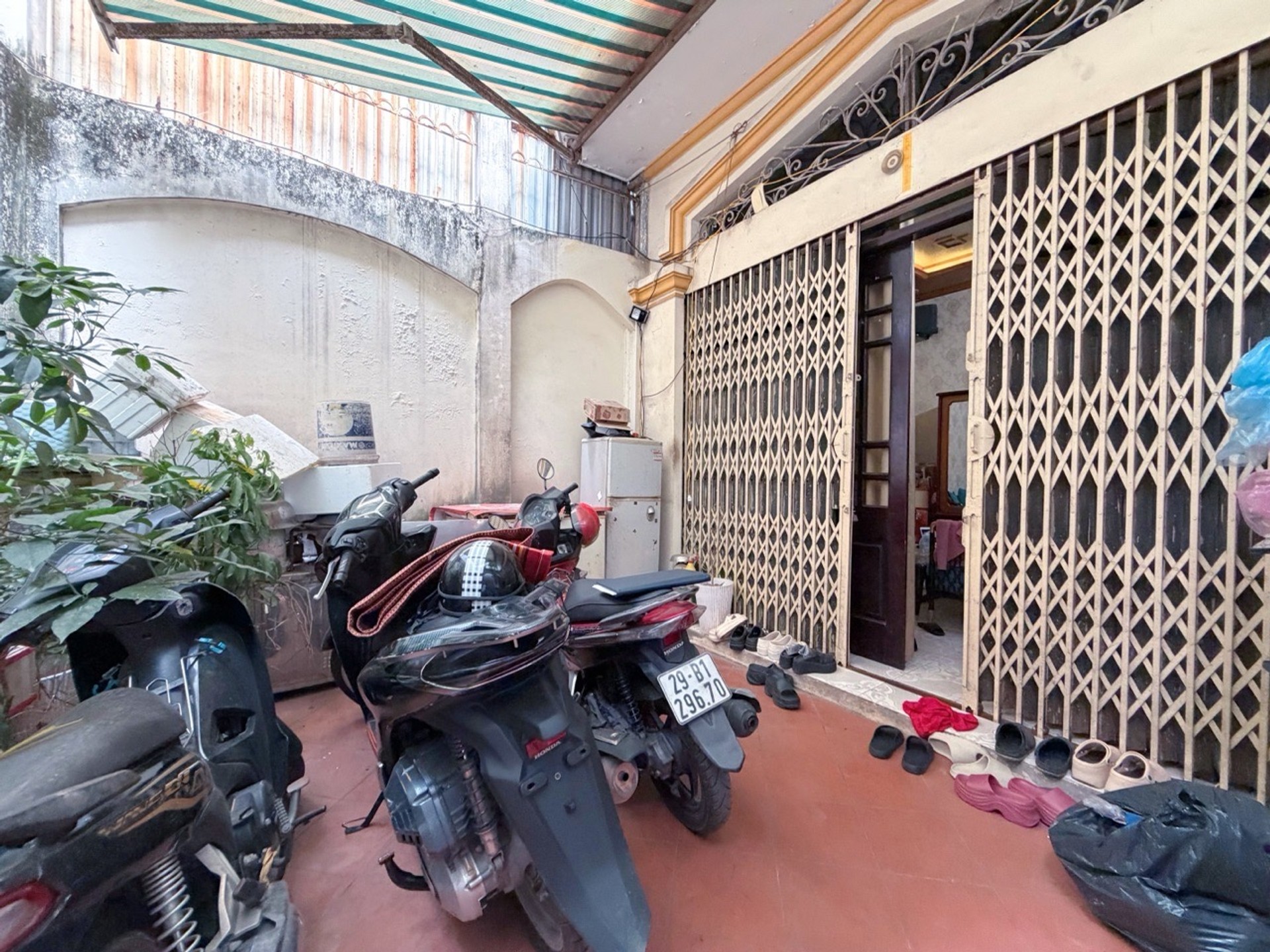 Bán nhà riêng 4 tầng phố Trần Khát Chân, ngõ thông, gần ô tô, pháp lý rõ ràng, giá nhỉnh 11tỷ