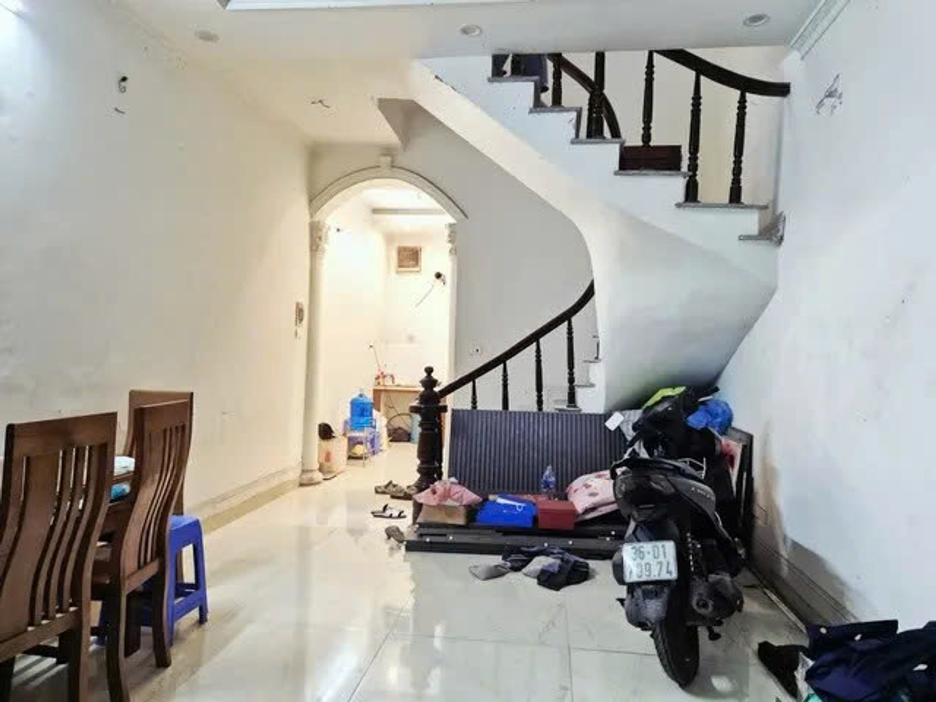 Nhà riêng phân lô với mặt tiền rộng tại quận trung tâm Hà Đông