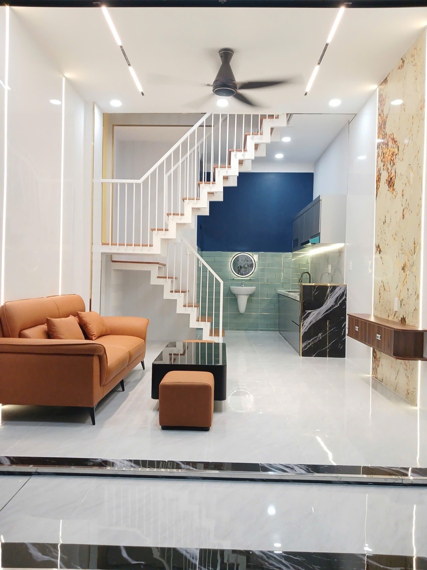 Nhà mới full nội thất, Lý Tuệ - Tân Kỳ Tân Quý, Tân Phú, đẹp lung linh, 28m2 chỉ 3.x Tỷ.