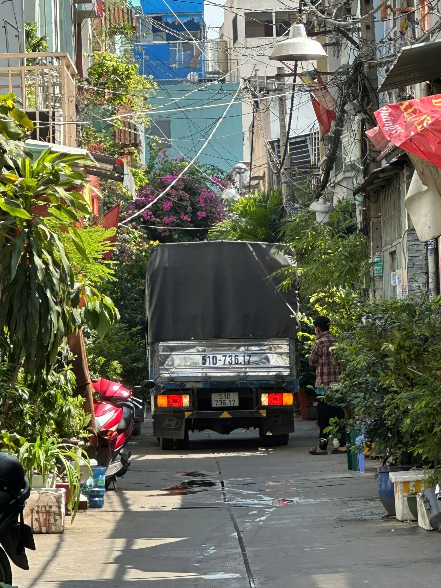 Nhà mặt phố Tân Phú 3 tầng 5 phòng, giá tốt 5.7 tỷ