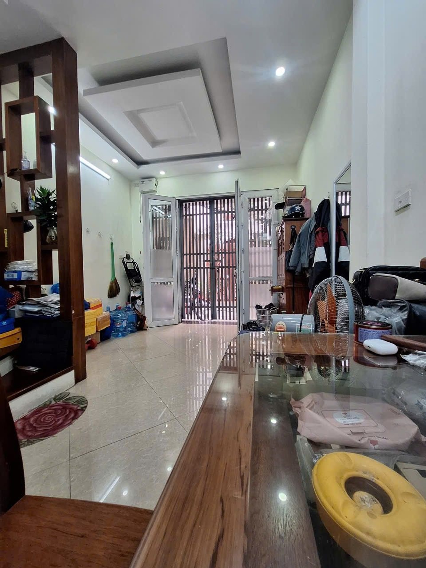 Bán nhà riêng tại quận Cầu Giấy, diện tích 36.5m², thích hợp kinh doanh và để ở