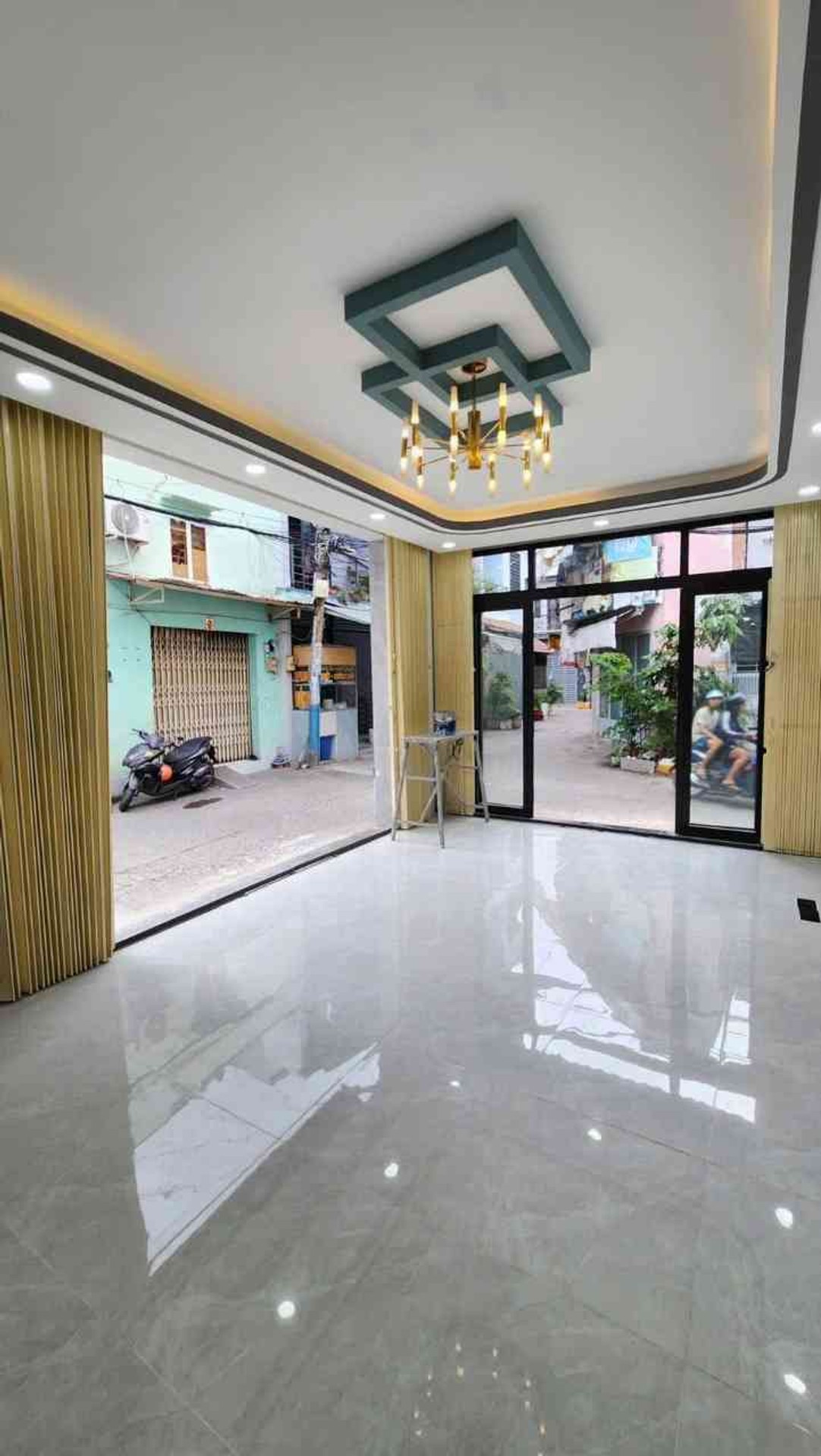 Bán nhà mặt phố 2 tầng lô góc phường Bình Hưng Hòa A, diện tích 54m², giá 4 tỷ