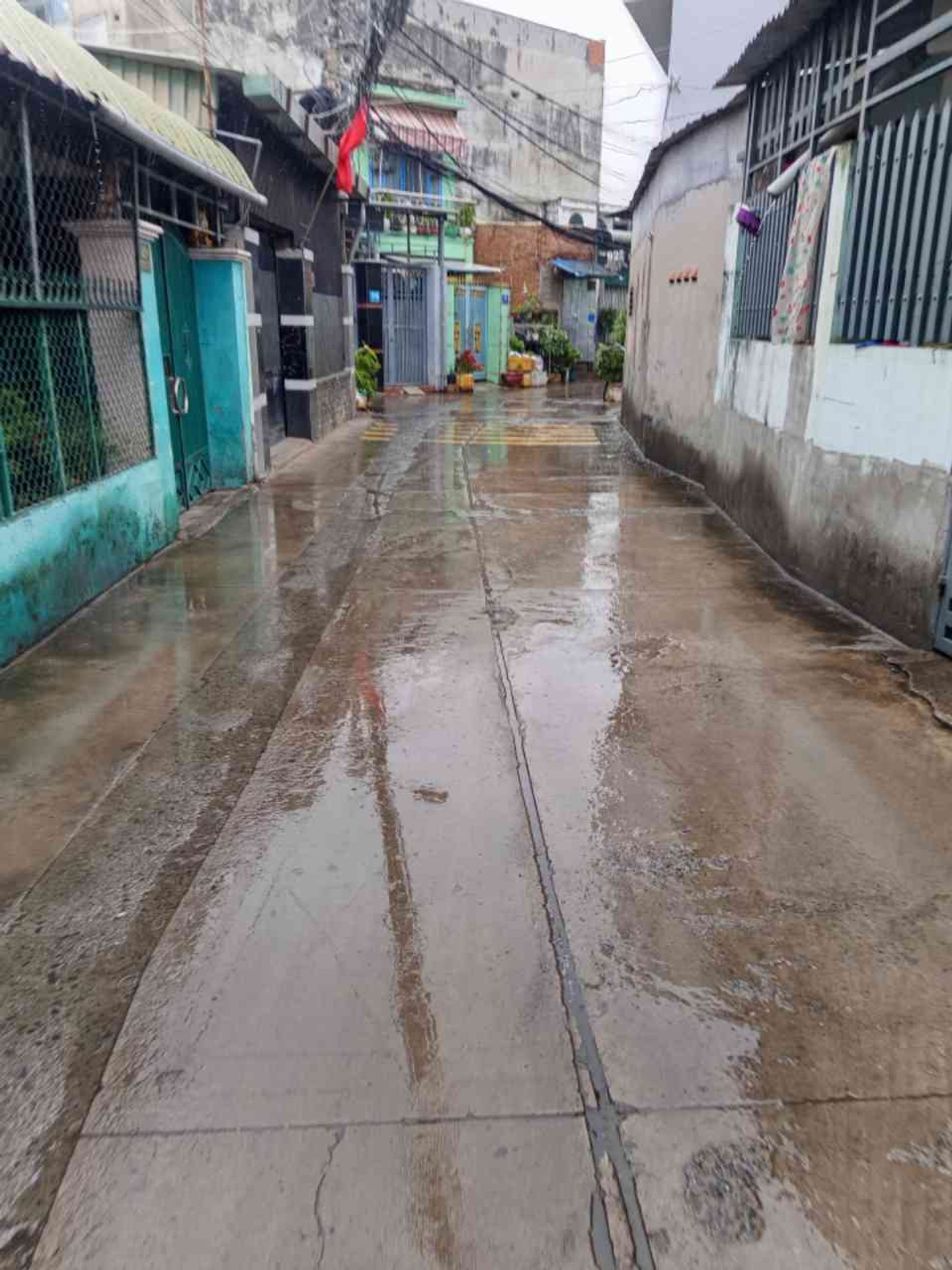 Bán nhà riêng lô góc 110m2 tại Cát Lái, giá 9.5 tỷ giảm 200 triệu