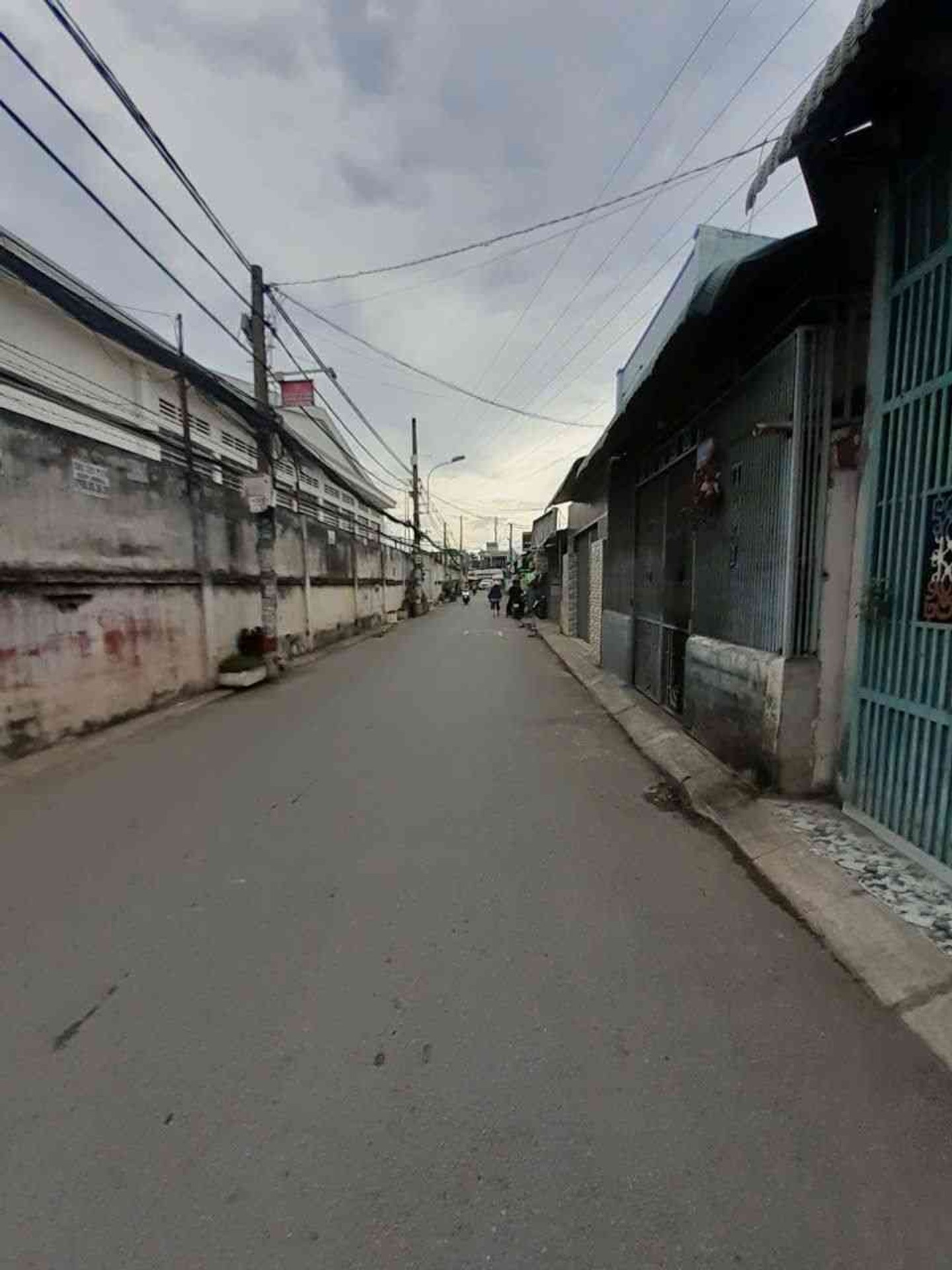 Bán nhà riêng 3 tầng 7 phòng trọ tại An Dương Vương, bình phú hẻm xe hơi, pháp lý đầy đủ chỉ 5 tỷ 6