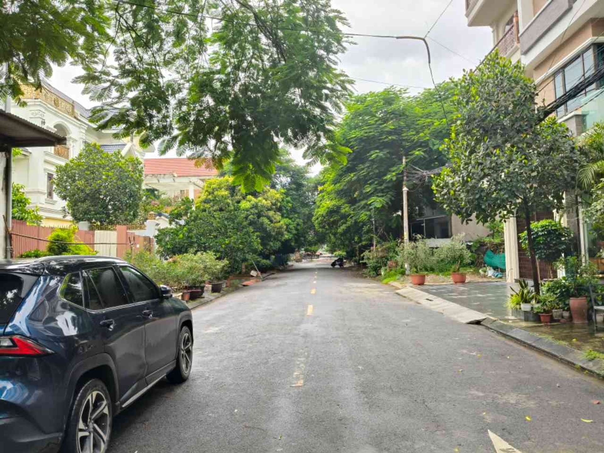 KHU TÁI ĐỊNH CƯ ĐÌNH BẢNG-KHU LÕI TỪ SƠN-ĐẸP TUYỆT ĐỐI -VỈA HÈ-OTO DỪNG ĐỖ NGÀY ĐÊM
