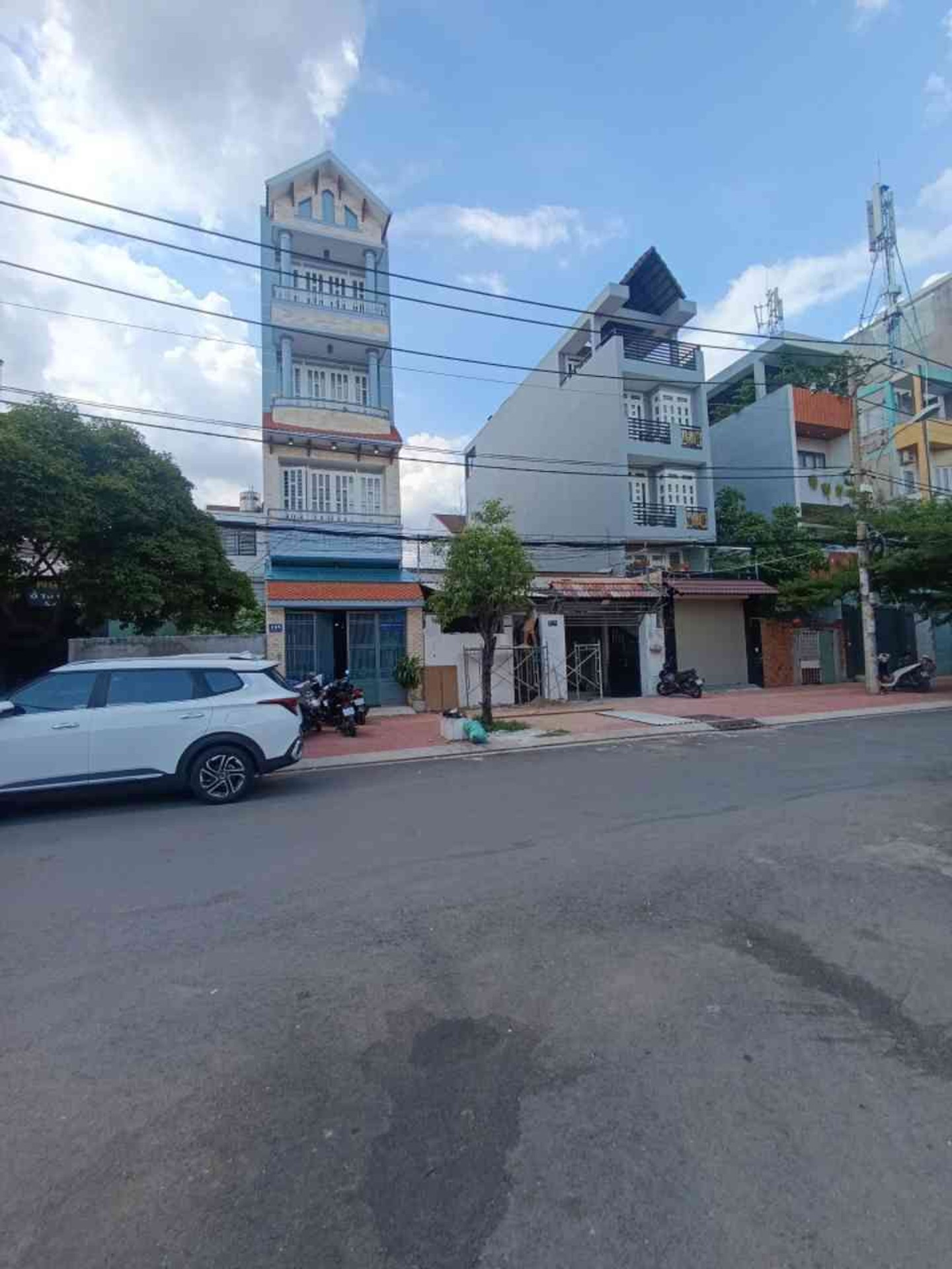 Nhà mặt tiền thụt 2 tầng tại Bình Chánh giá 1.75 tỷ 0948769331