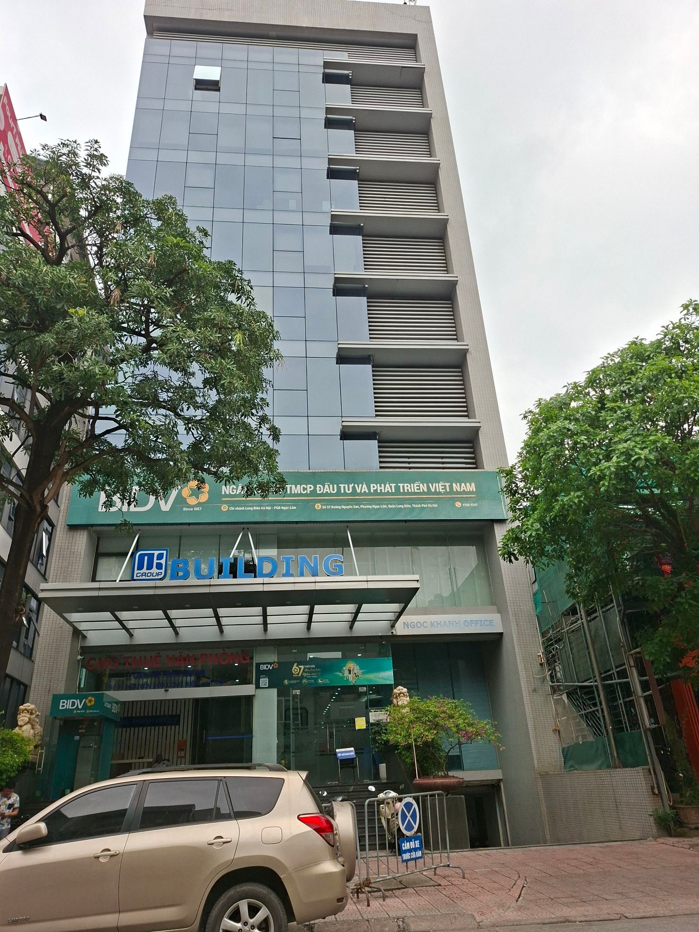 Văn phòng tòa nhà siêu to Long Biên, mặt phố sầm uất
