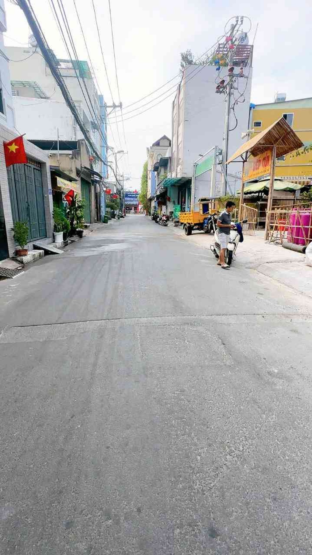 Nhà mặt phố kinh doanh 5 tầng, ngang gần 11m, giá 10.5 tỷ