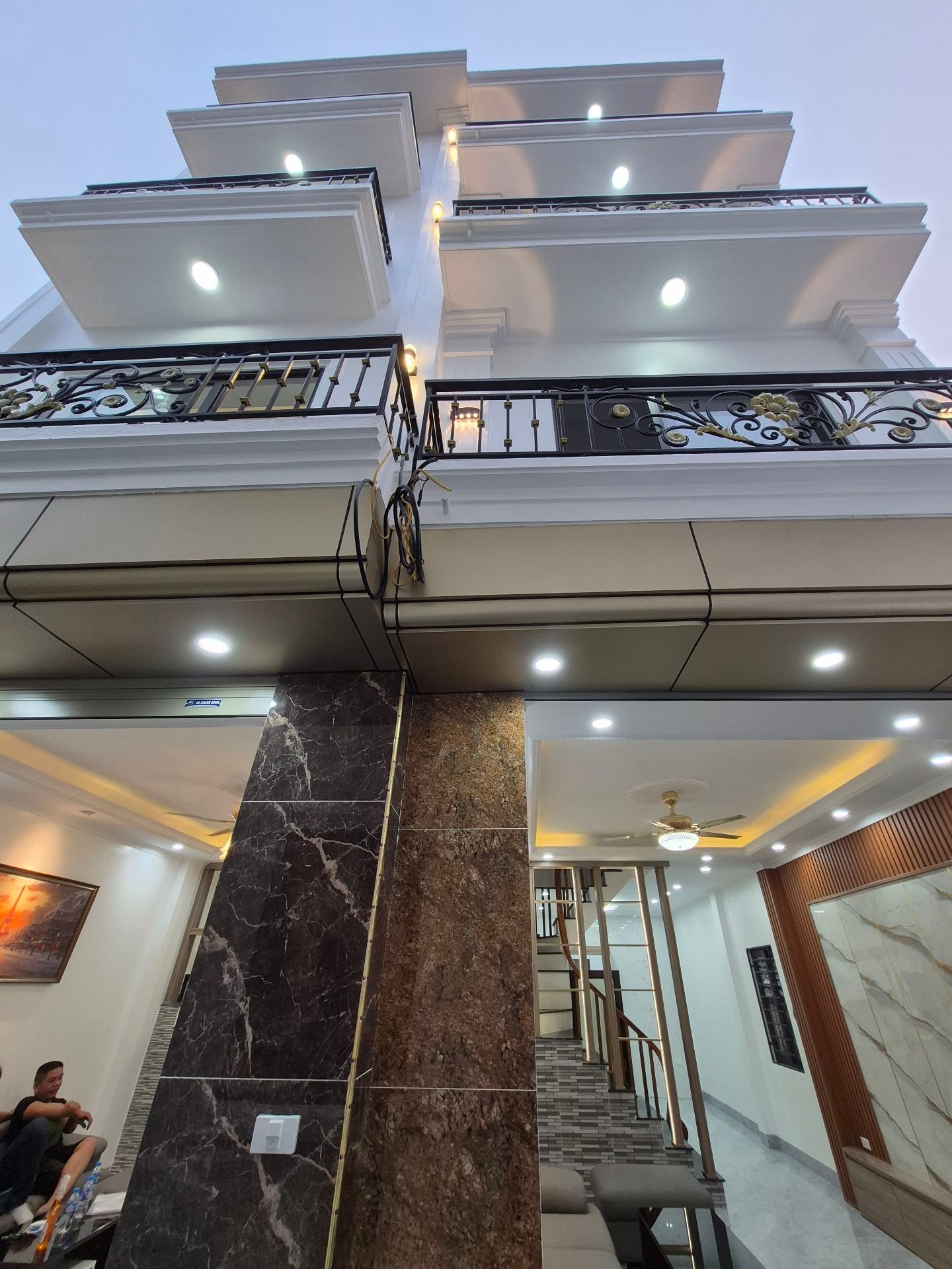 Bán nhà Ngọc Hồi - ô tô - Thiết kế hiện đại , ở ngay .