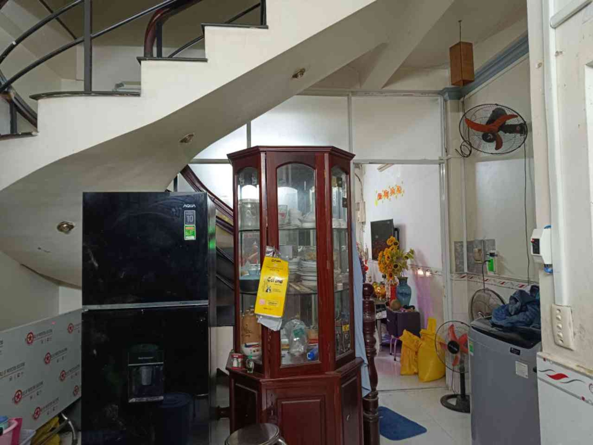 Bán nhà riêng 3 tầng tại Kiều Đàm - Hoàng Trọng Mậu, diện tích 45 m2, hẻm thông -0934 194 634 Em Qu