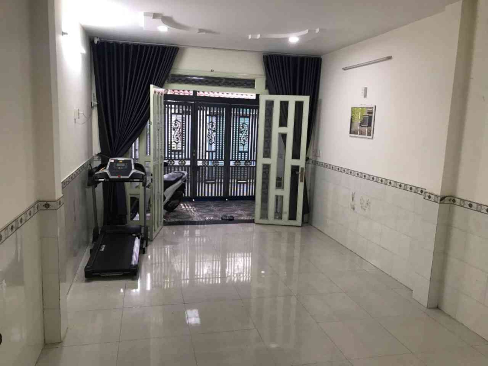Bán nhà riêng 2 tầng hẻm xe hơi phường Phú Thuận, quận 7, diện tích 64.3 m2 - 0934 194 634 Em Quý