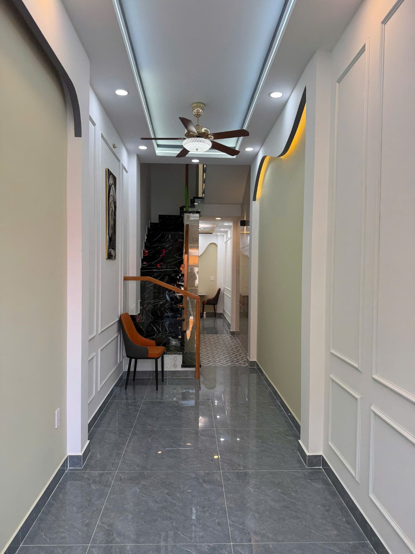 Bán nhà mặt phố 3 tầng tại Tân Phú giá 5.89 tỷ