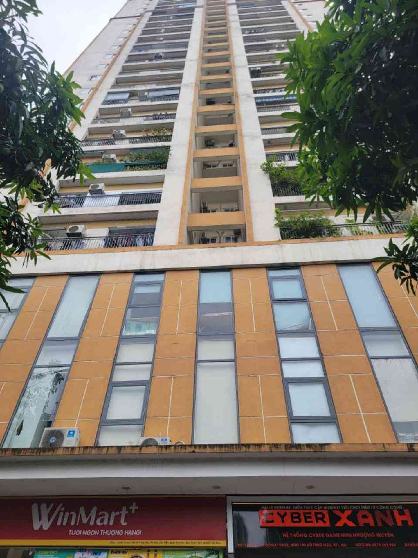 Căn hộ góc 2 phòng ngủ tầng trung view đẹp tại Hồ Tùng Mậu