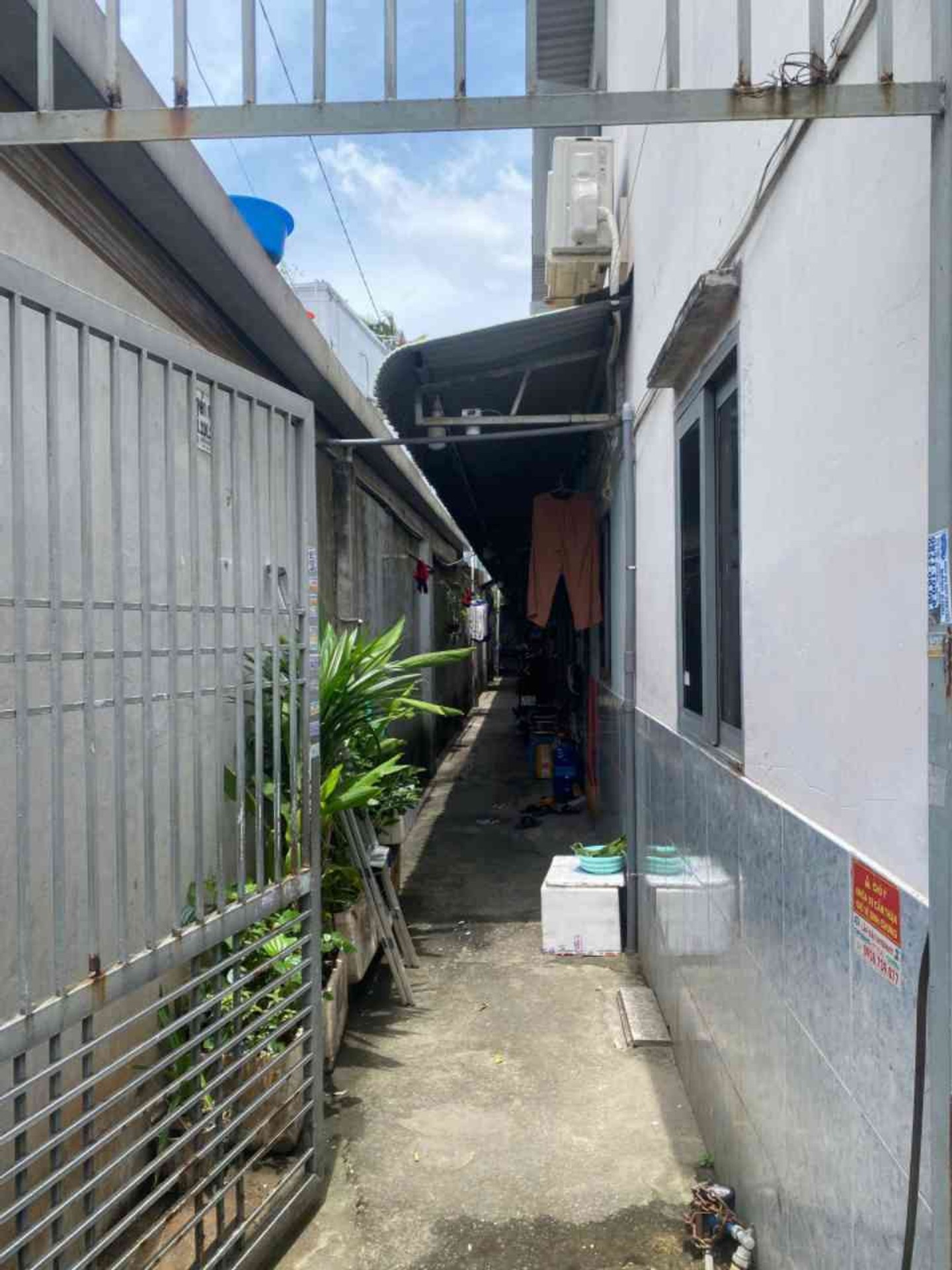 Bán nhà riêng mặt tiền rộng tại phường Nguyễn Văn Quá, diện tích 297.4m2, đầy đủ pháp lý
