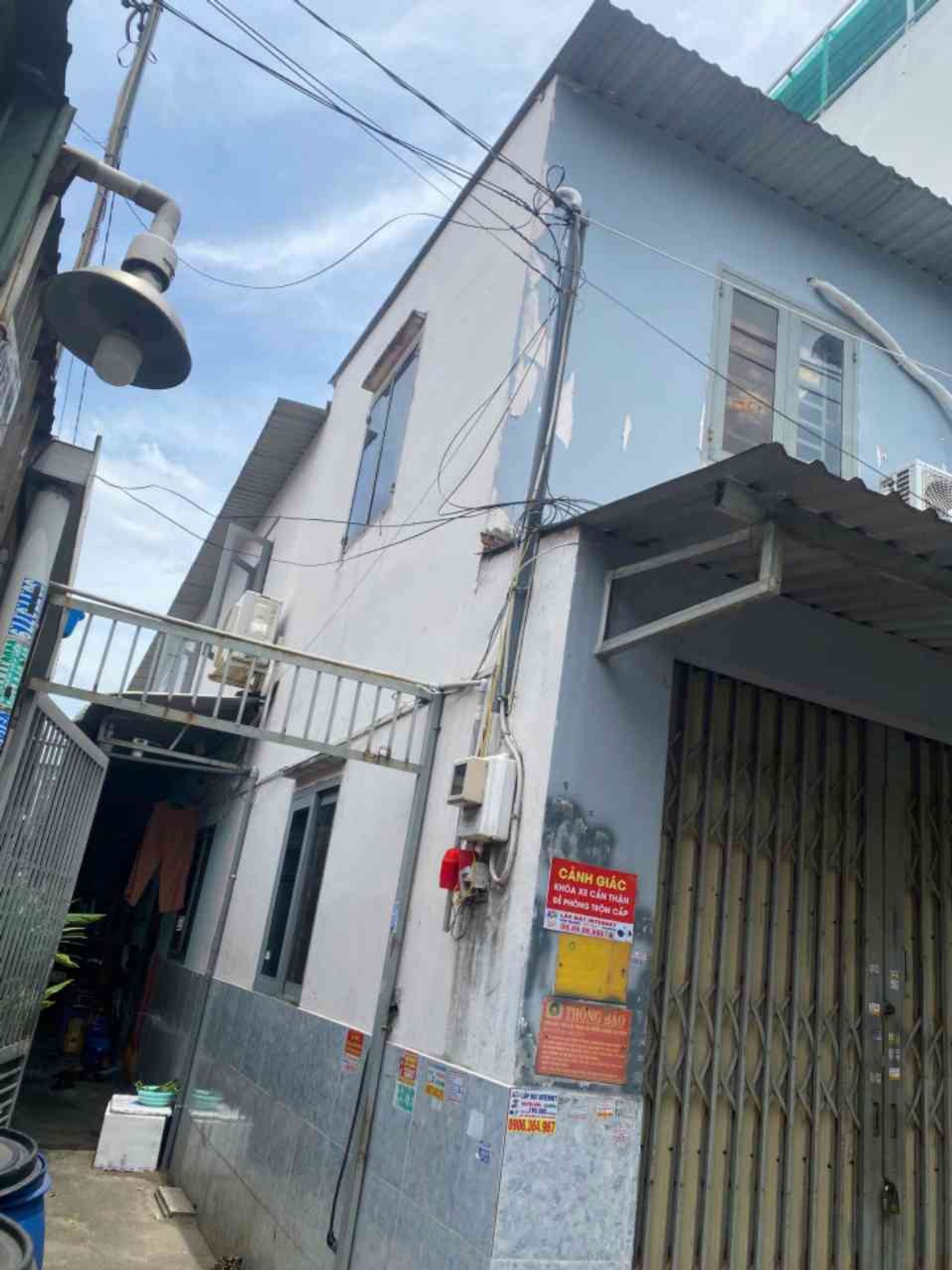 Dãy trọ 14 phòng full thuê, 9x34 sát Metro Tham Lương. Giảm 5 tỷ bán gấp