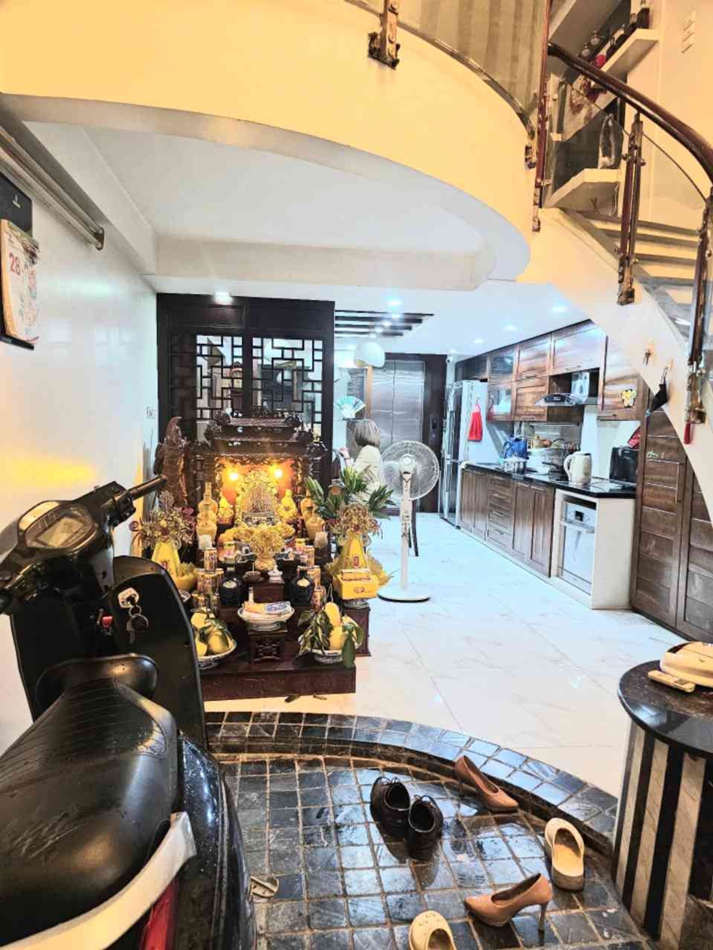 Nhà 7 tầng siêu đẹp, ô tô qua, thang máy - Trần Duy Hưng