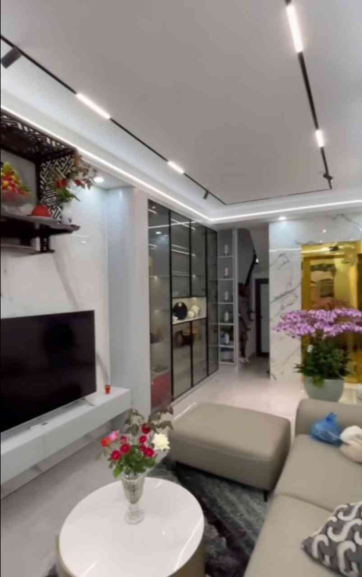 Bán nhà riêng 6 tầng thang máy, sát mặt phố Trần Khát Chân, quận Hai Bà Trưng, giá nhỉnh 14tỷ