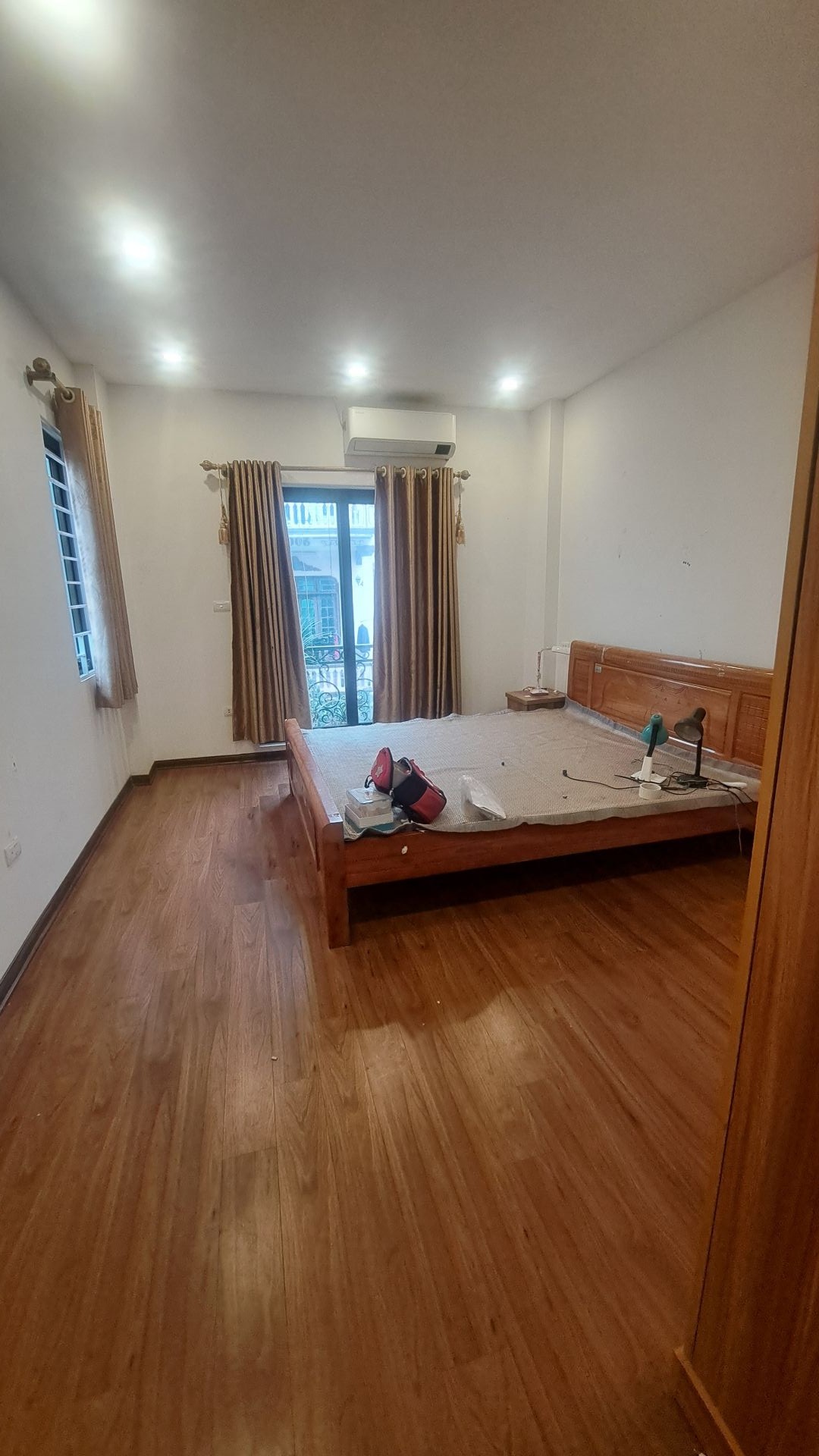 Cơ hội sở hữu nhà lô góc 5 tầng tại Long Biên giá tốt cực hiếm