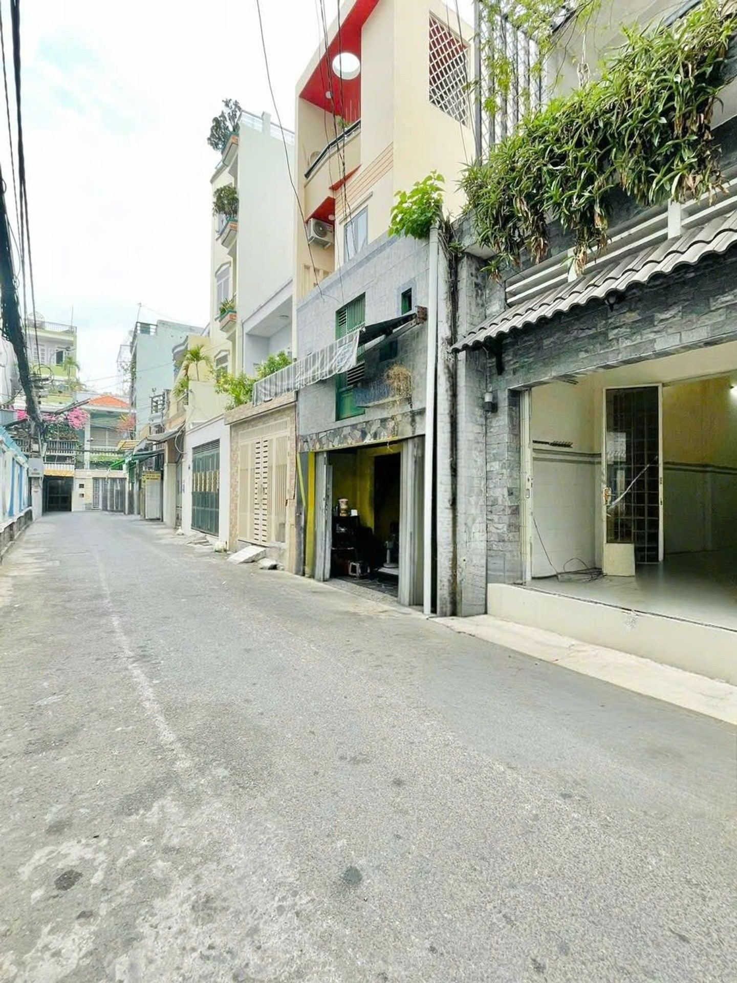Nhà 2 tầng 59m² hẻm ô tô Thiên Phước Tân Bình giá 9.5 tỷ TL