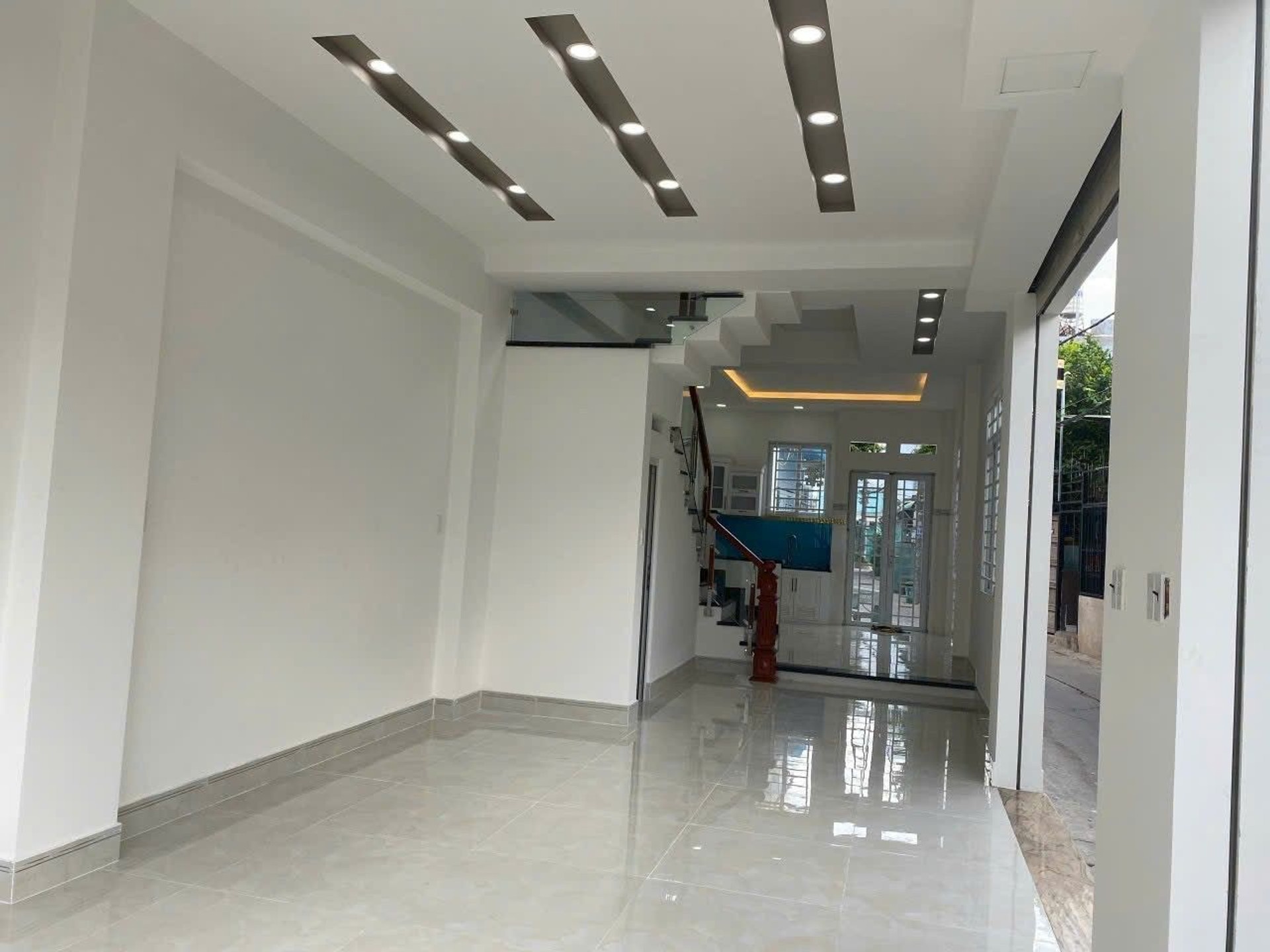 Bán nhà góc 2 mặt tiền đường TA16 Quận 12, diện tích 108m2, sổ hồng riêng