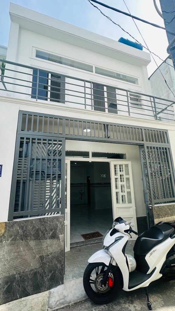 Nhà 2 tầng 35m2 đường ô tô, Khu dân trí quận 12 giảm 100 triệu