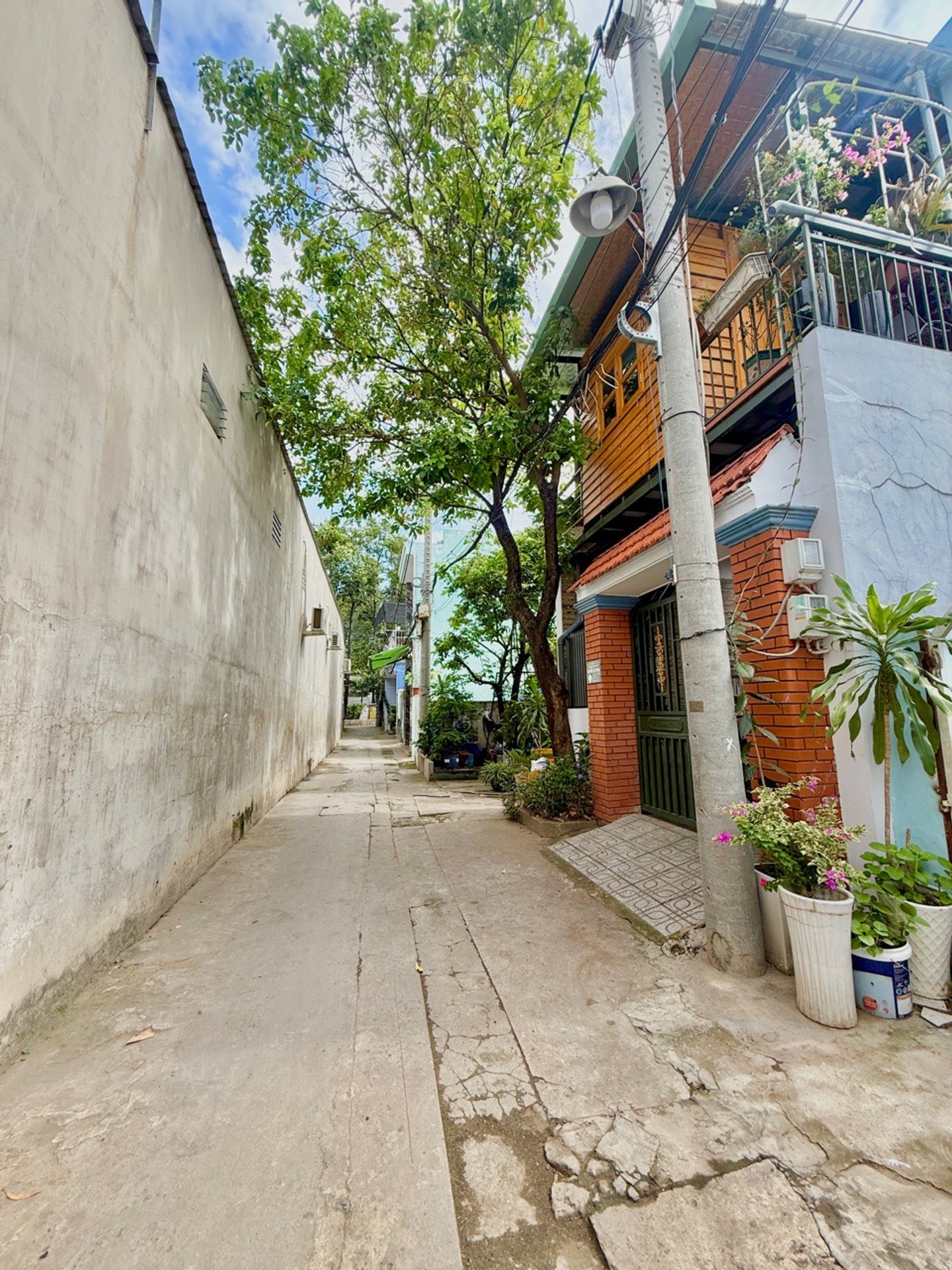 Bán nhà 1 tầng 164m2 2 phòng ngủ tại Nam Cao Quận 9, giá 3.45 tỷ