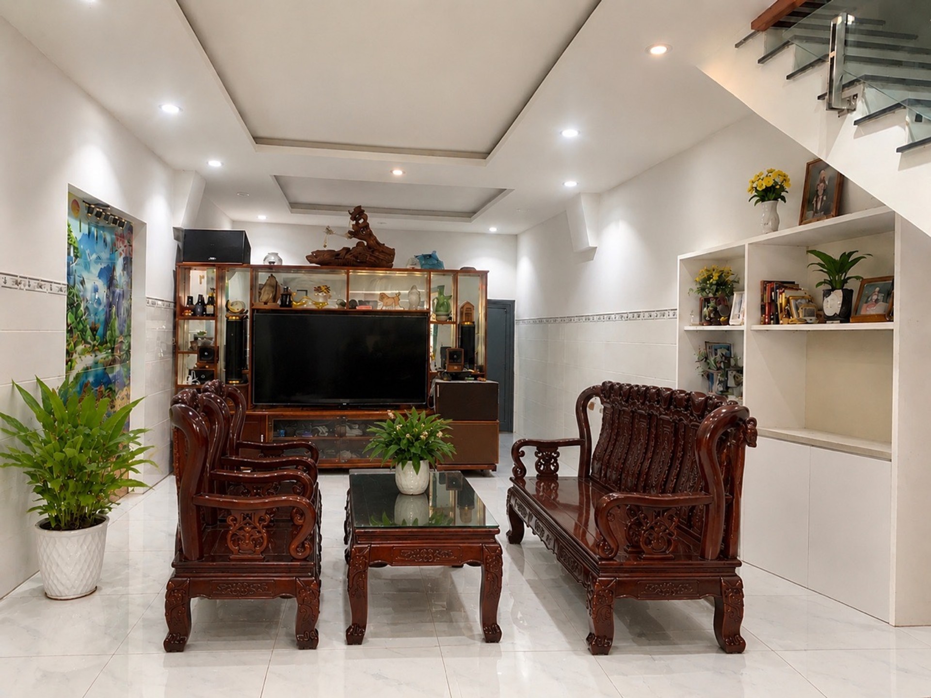 Nhà 4 tầng 68m2 hẻm xe hơi 6m trung tâm phường Linh Đông