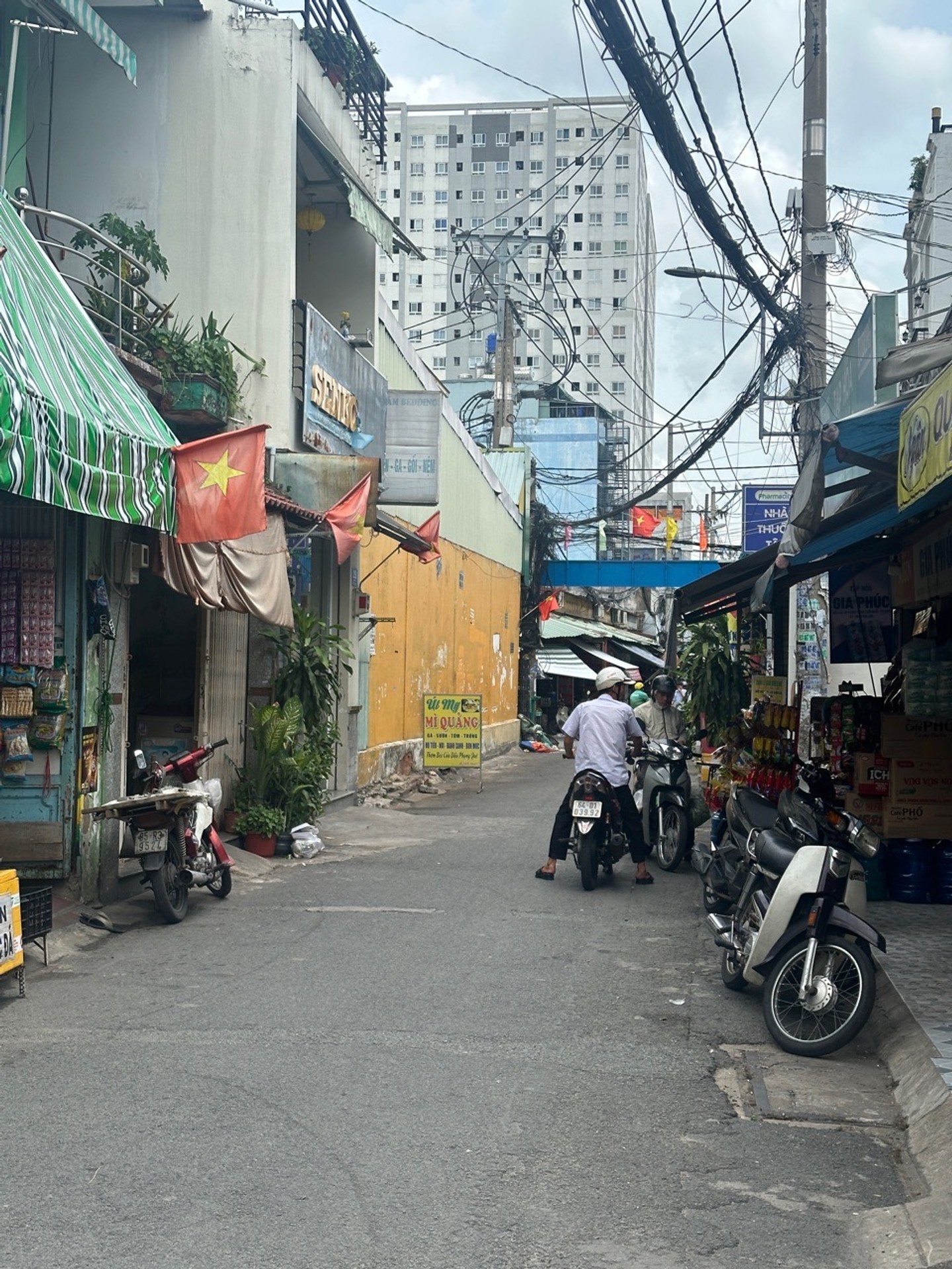 Cơ hội sở hữu nhà mặt phố phường Đông Hưng Thuận vị trí đắc địa