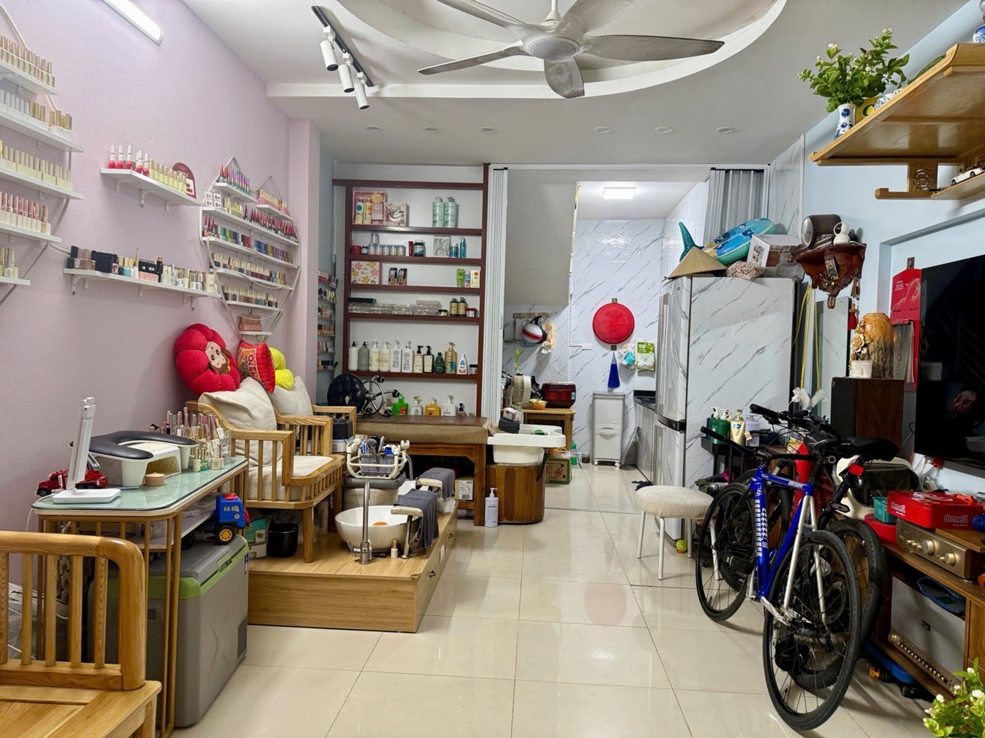 Nhà 5 Tầng Bồ Đề - Vừa Ở Vừa Kinh Doanh, Ô Tô Vào Tận Nhà