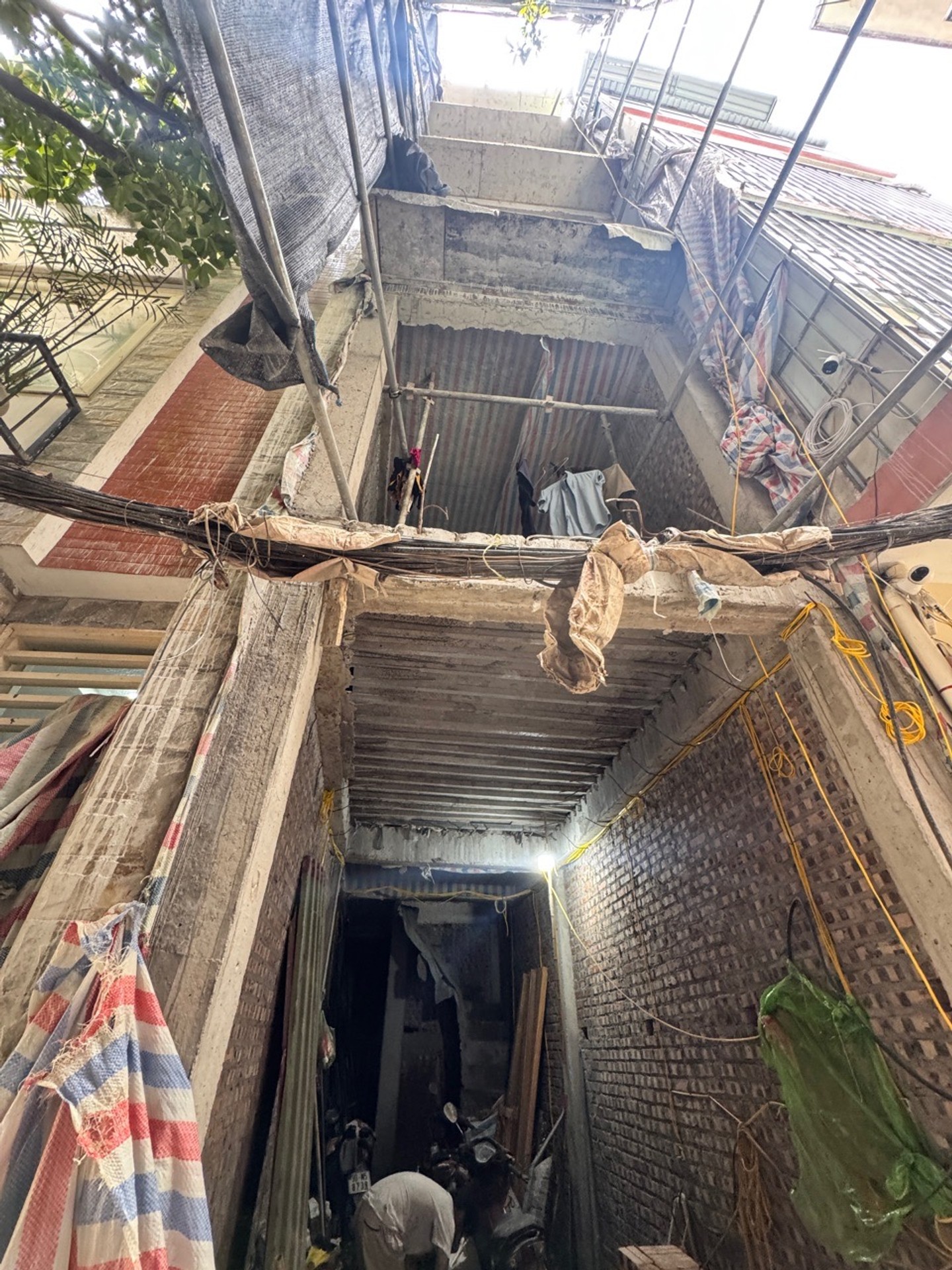 Nhà 7 tầng có thang máy trung tâm Ba Đình, Vĩnh Phúc