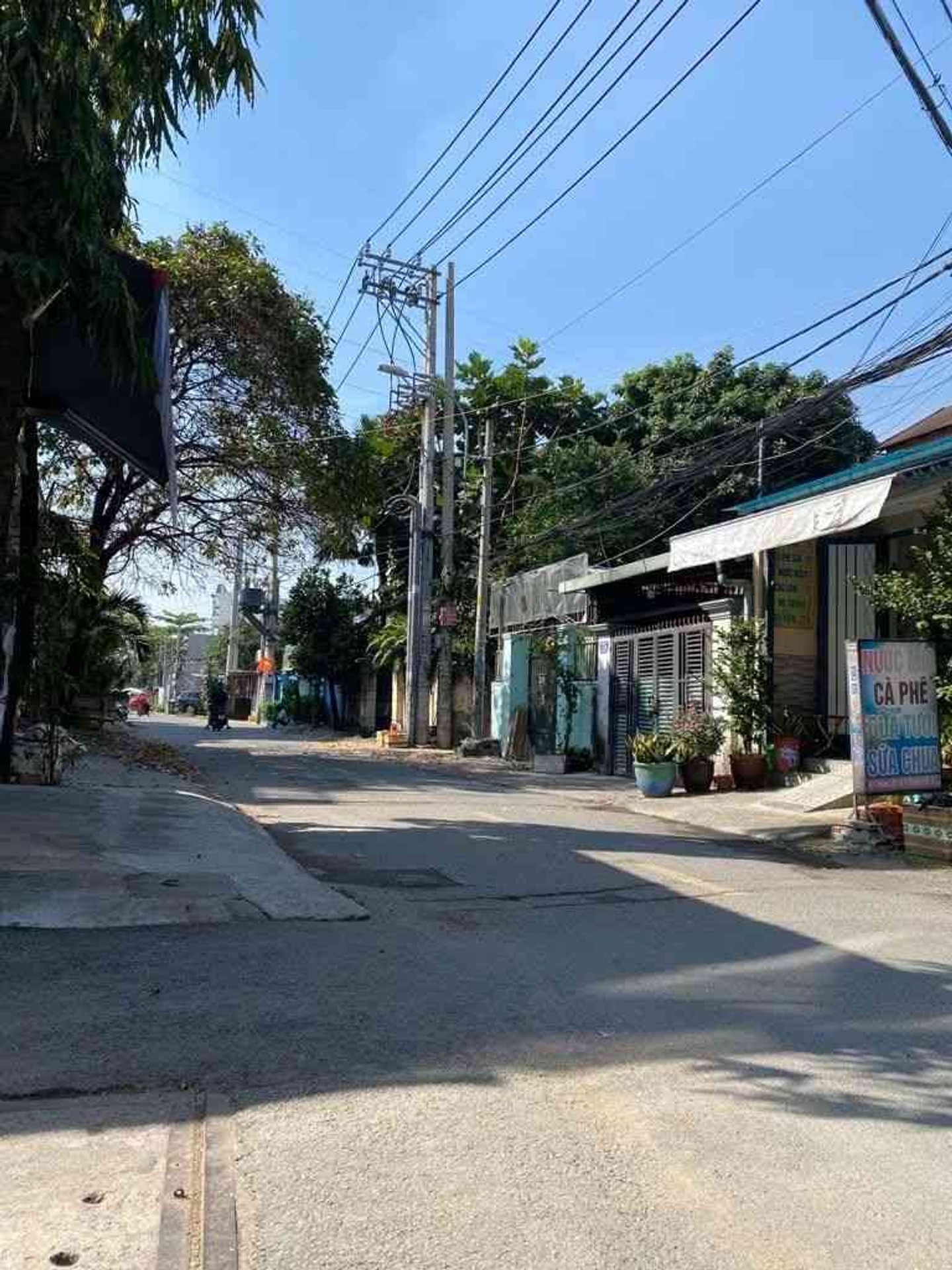 Biệt Thự Mặt Tiền Đường Thạnh Lộc Đẳng Cấp, Giao Thông Kết Nối Nhịp Nhà Phố Trung Tâm