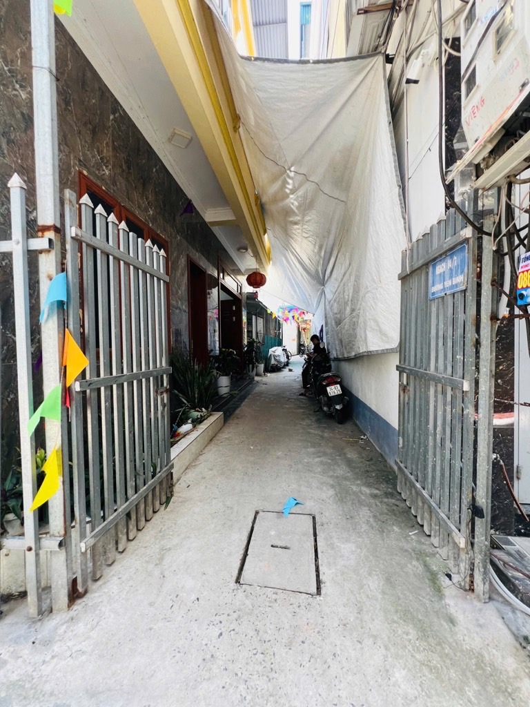 Mảnh Đất Nhỏ Xinh Mặt Tiền Rộng, Gần Ô Tô Ở Yên Bình Hà Đông