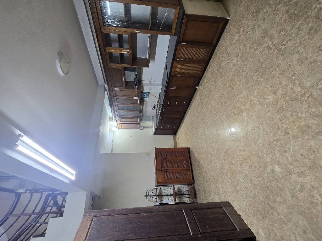 Cơ hội vàng sở hữu nhà,93/63m2, 6 tầng, 10 ngủ, tại Kim Giang,